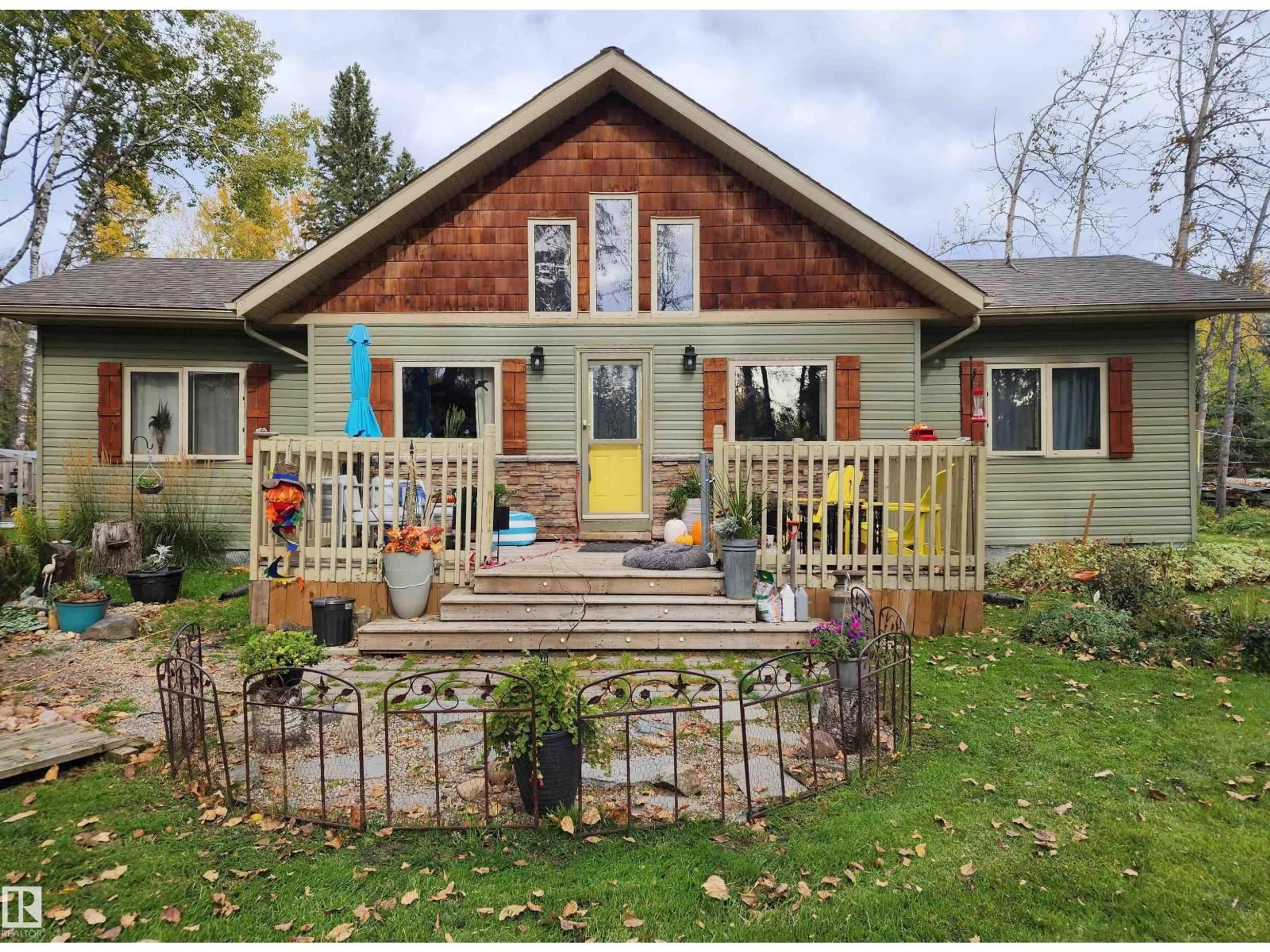 Home with vinyl exterior material, unknown for 310 - 55061 TWP ROAD 462, Rural Wetaskiwin County Alberta T0C0T0