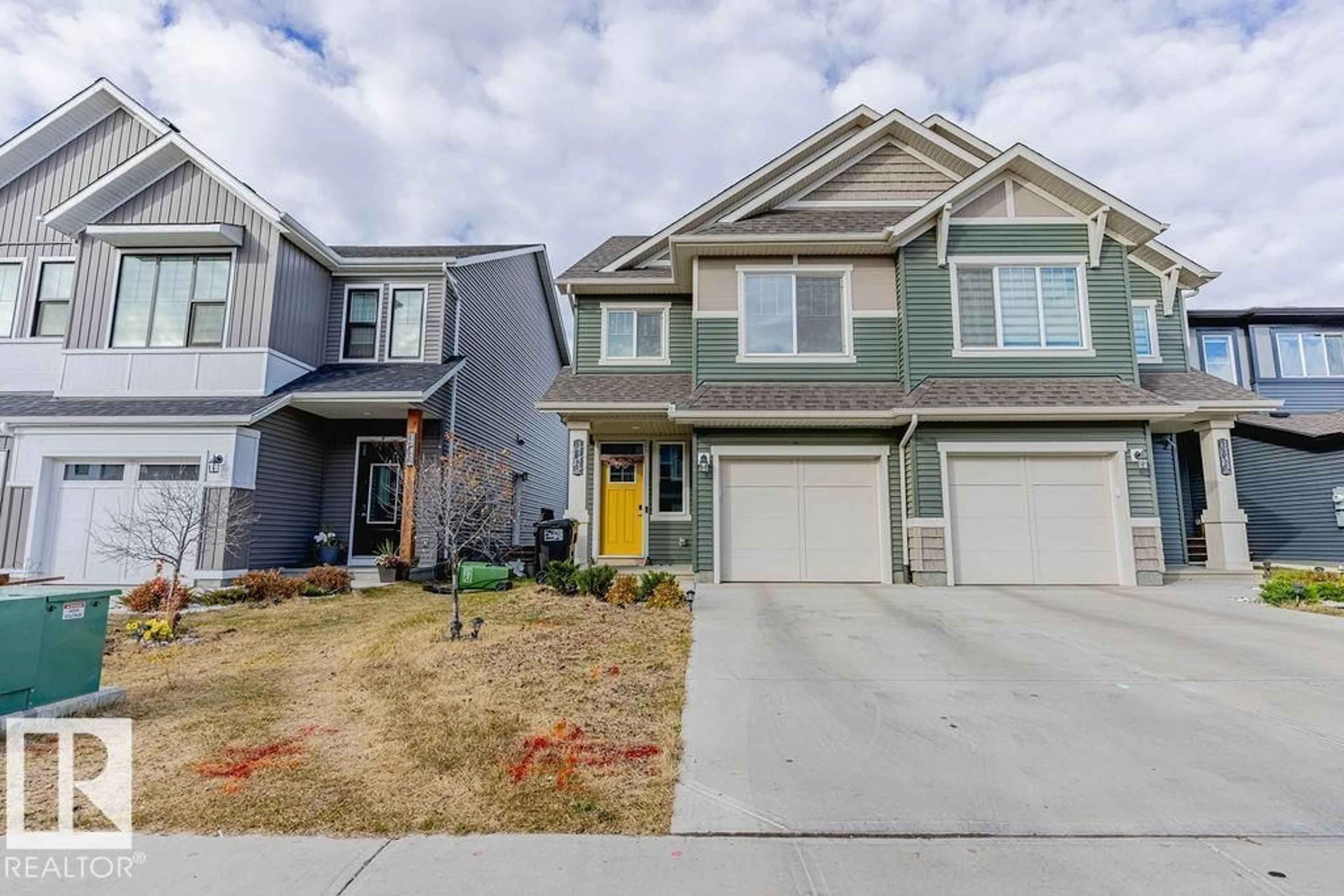 Home with vinyl exterior material, street for 1745 PLUM CR, Edmonton Alberta T6X2Z8