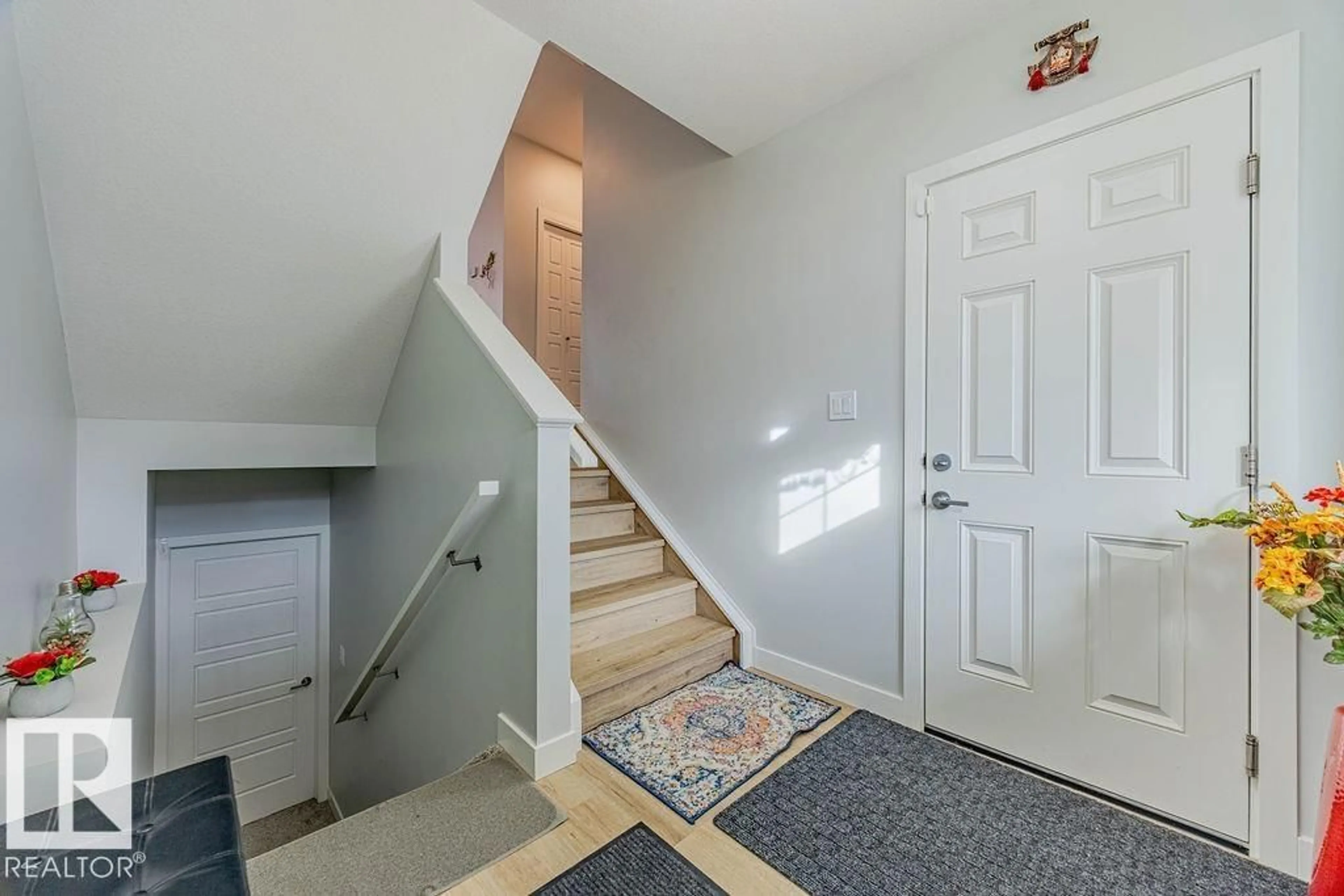 Unknown for 1745 PLUM CR, Edmonton Alberta T6X2Z8