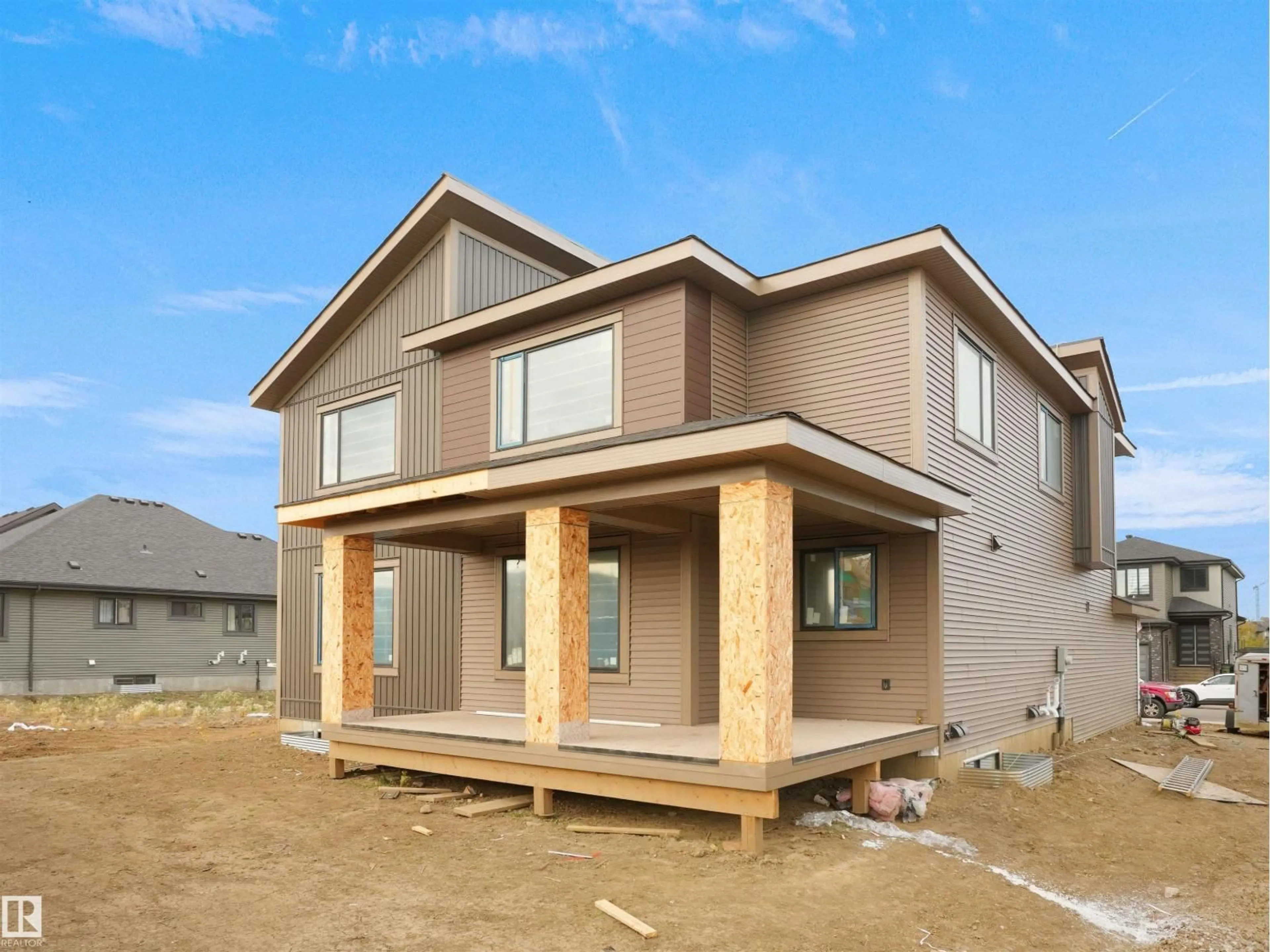 Home with vinyl exterior material, building for 3970 GINSBURG CR, Edmonton Alberta T5T4V1