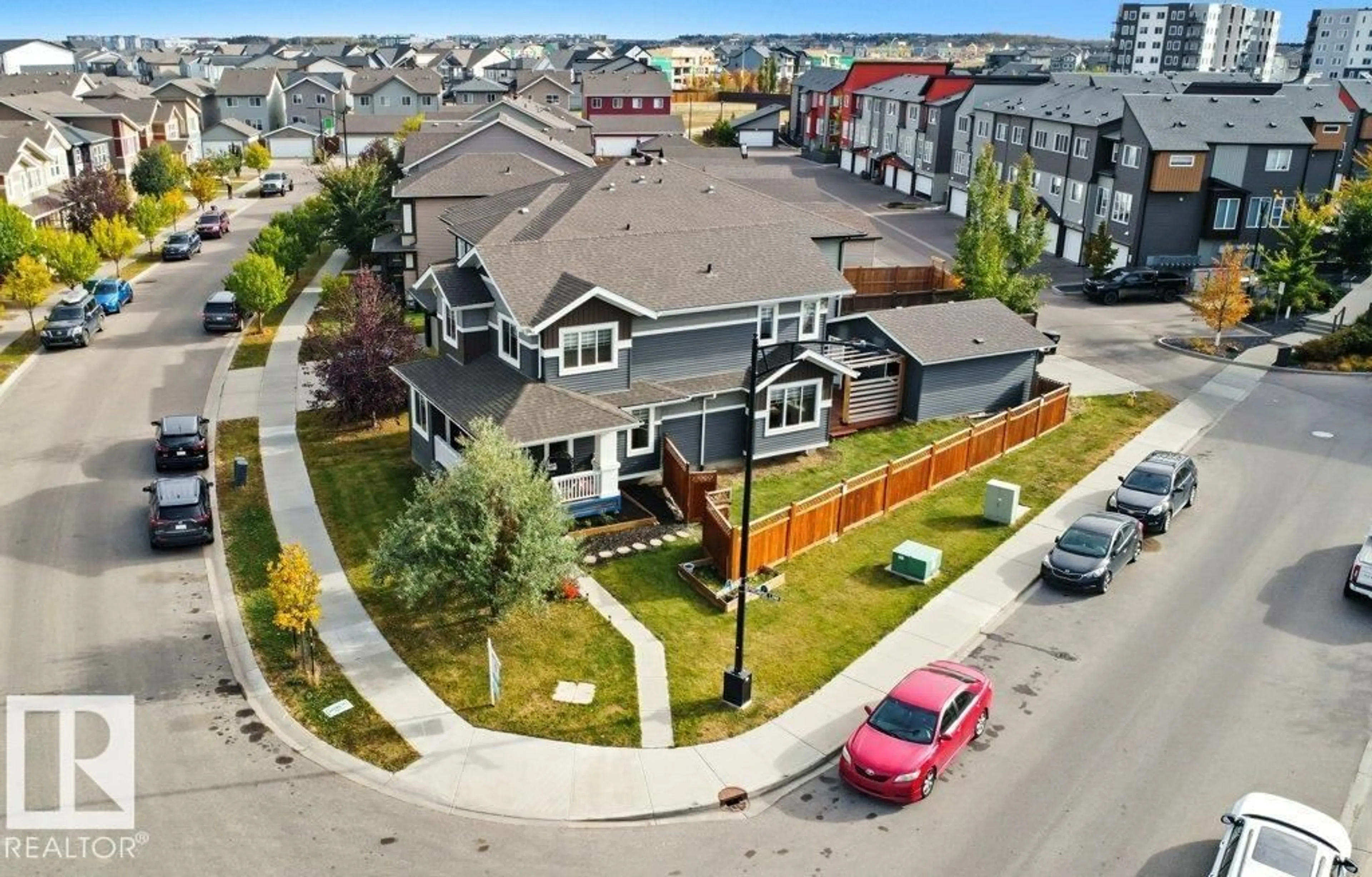 A pic from outside/outdoor area/front of a property/back of a property/a pic from drone, street for 4303 PROWSE LINK, Edmonton Alberta T6W3A7