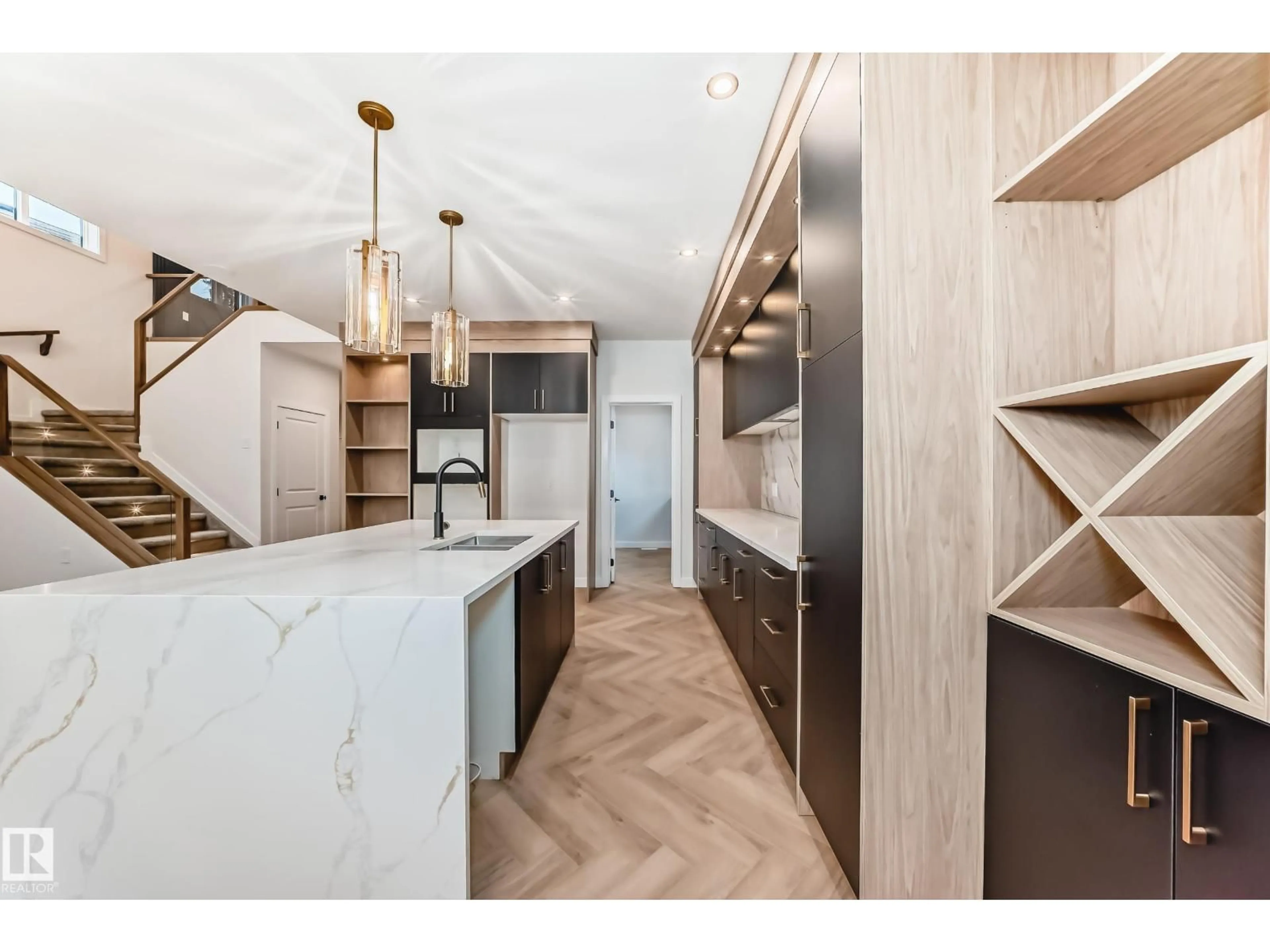 Open concept kitchen, wood/laminate floor for 55 MEADOWGROVE LN, Spruce Grove Alberta T7X0W2