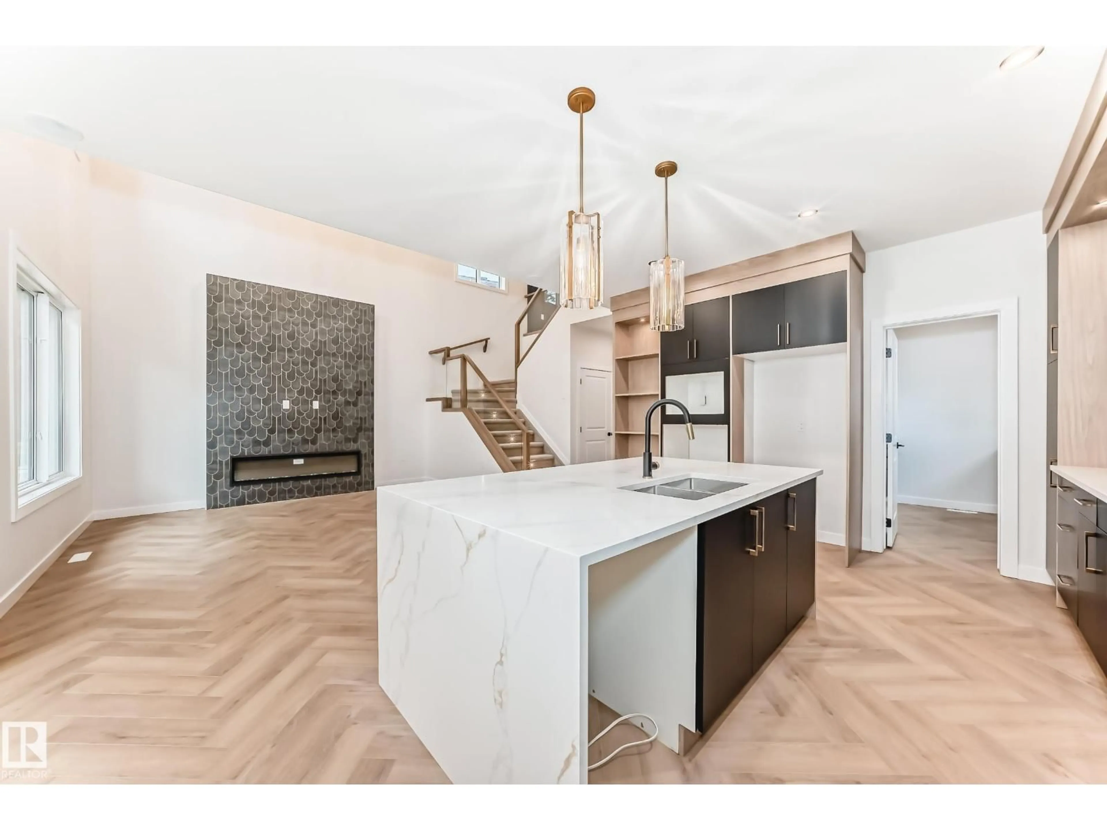 Open concept kitchen, unknown for 55 MEADOWGROVE LN, Spruce Grove Alberta T7X0W2