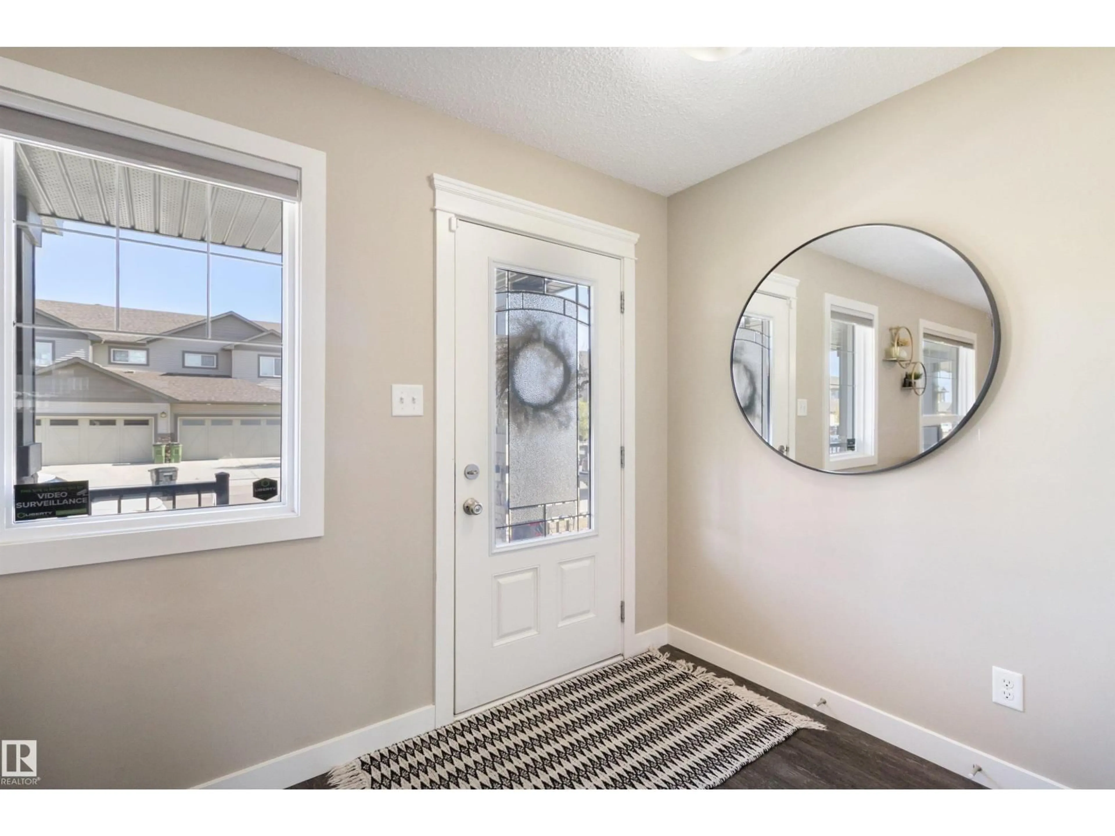 Indoor entryway for NW - 17716 64 ST, Edmonton Alberta T5Y3X4