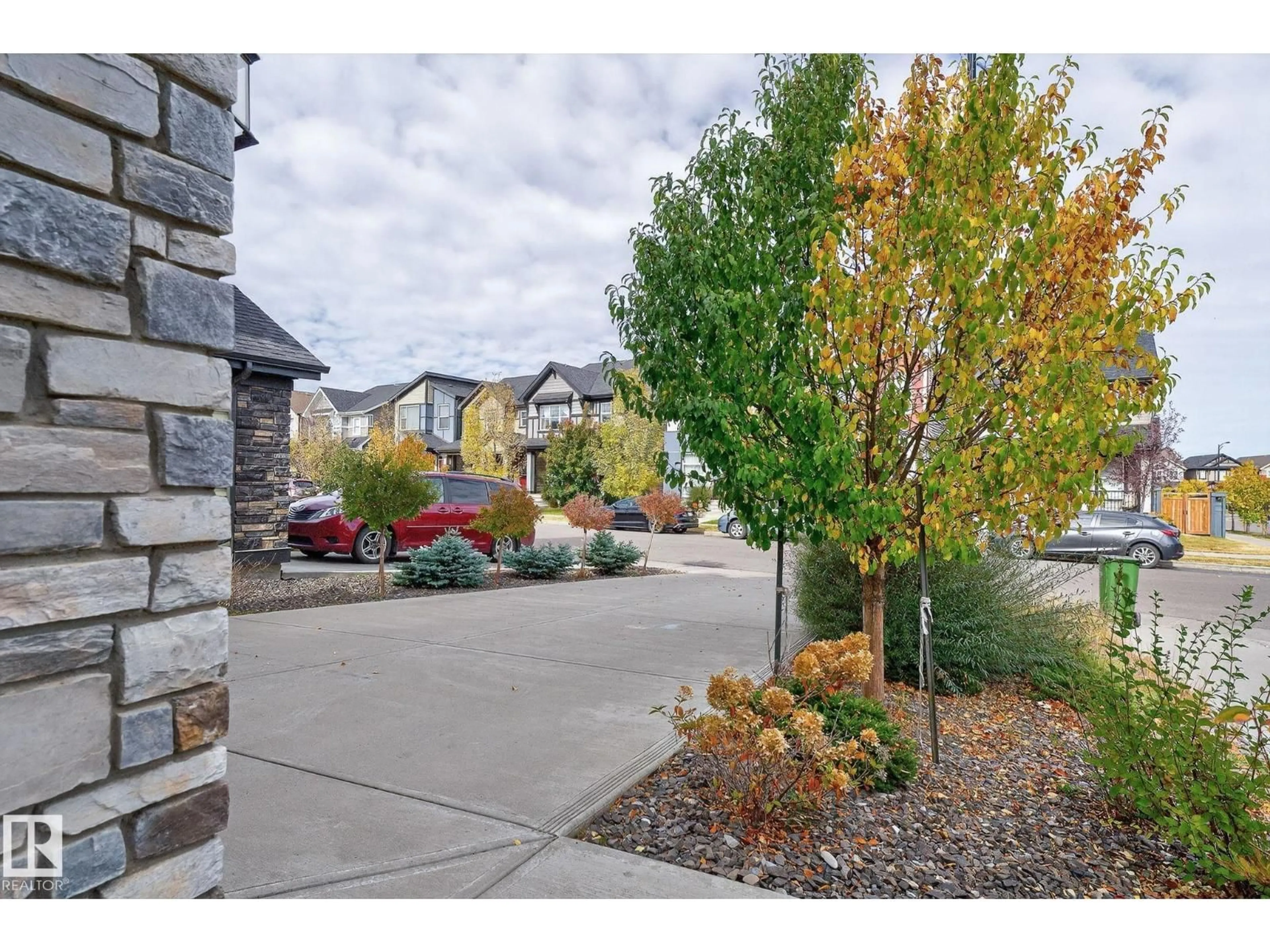 Unknown for 1737 DUMONT CRESCENT, Edmonton Alberta T6W3J2