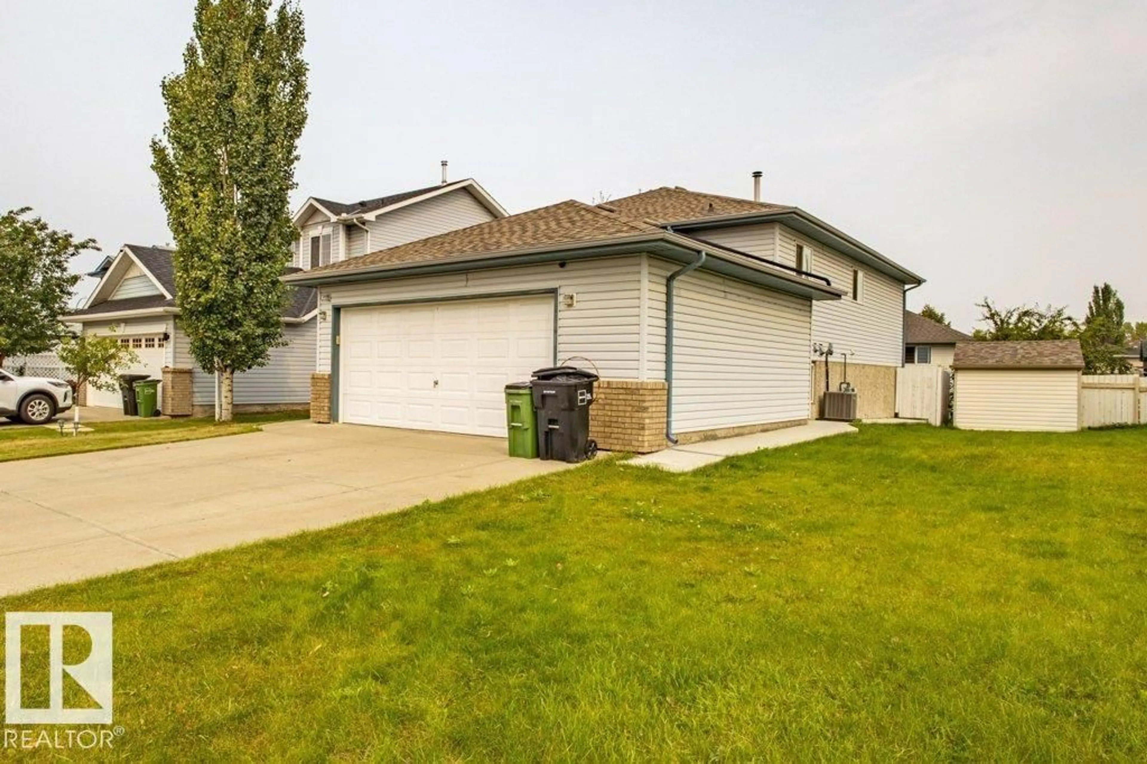 Unknown for 2812 40A AV NW, Edmonton Alberta T6T1L7