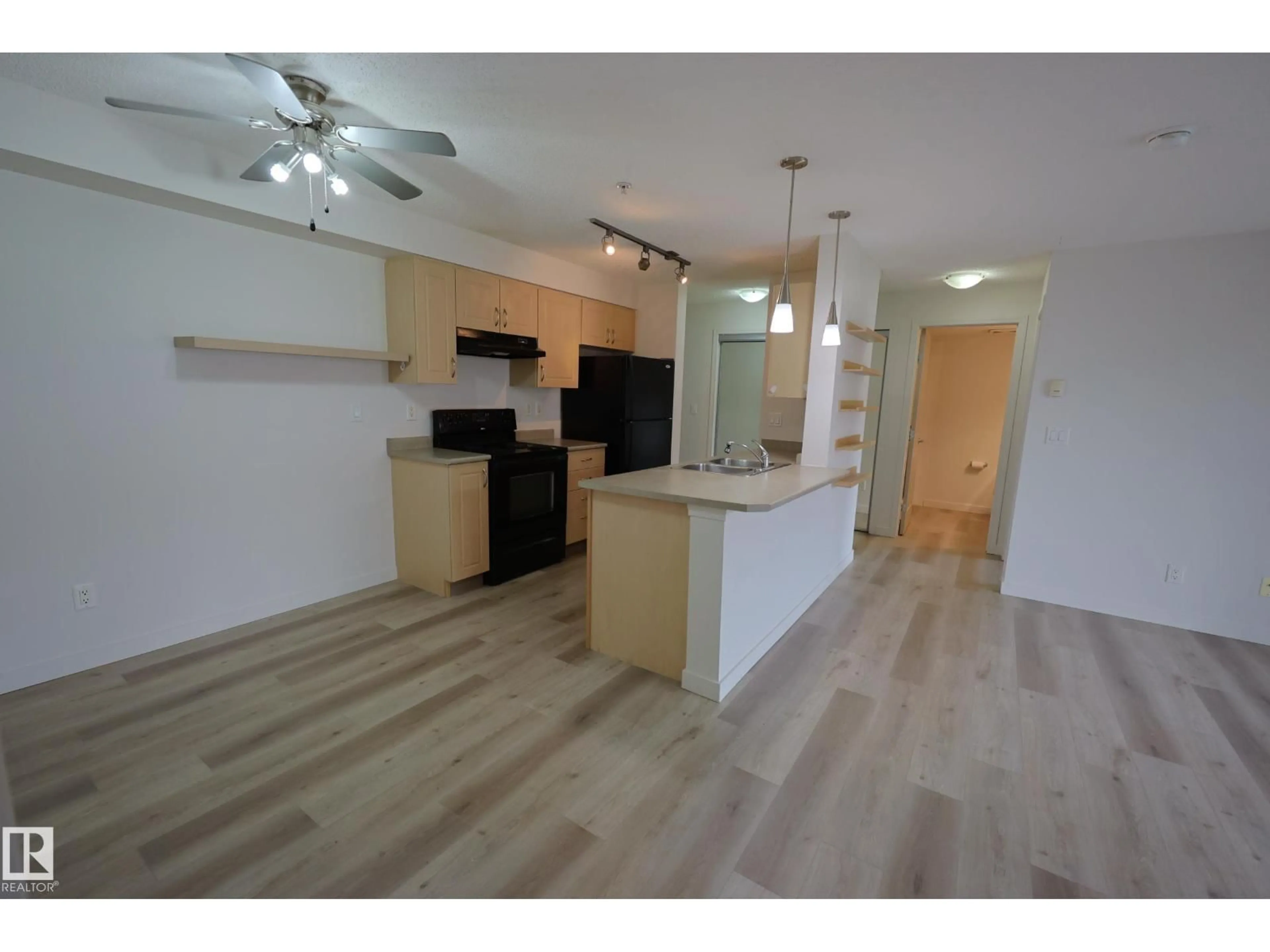 Unknown for #306 - 13908 136 ST, Edmonton Alberta T6V1Y4