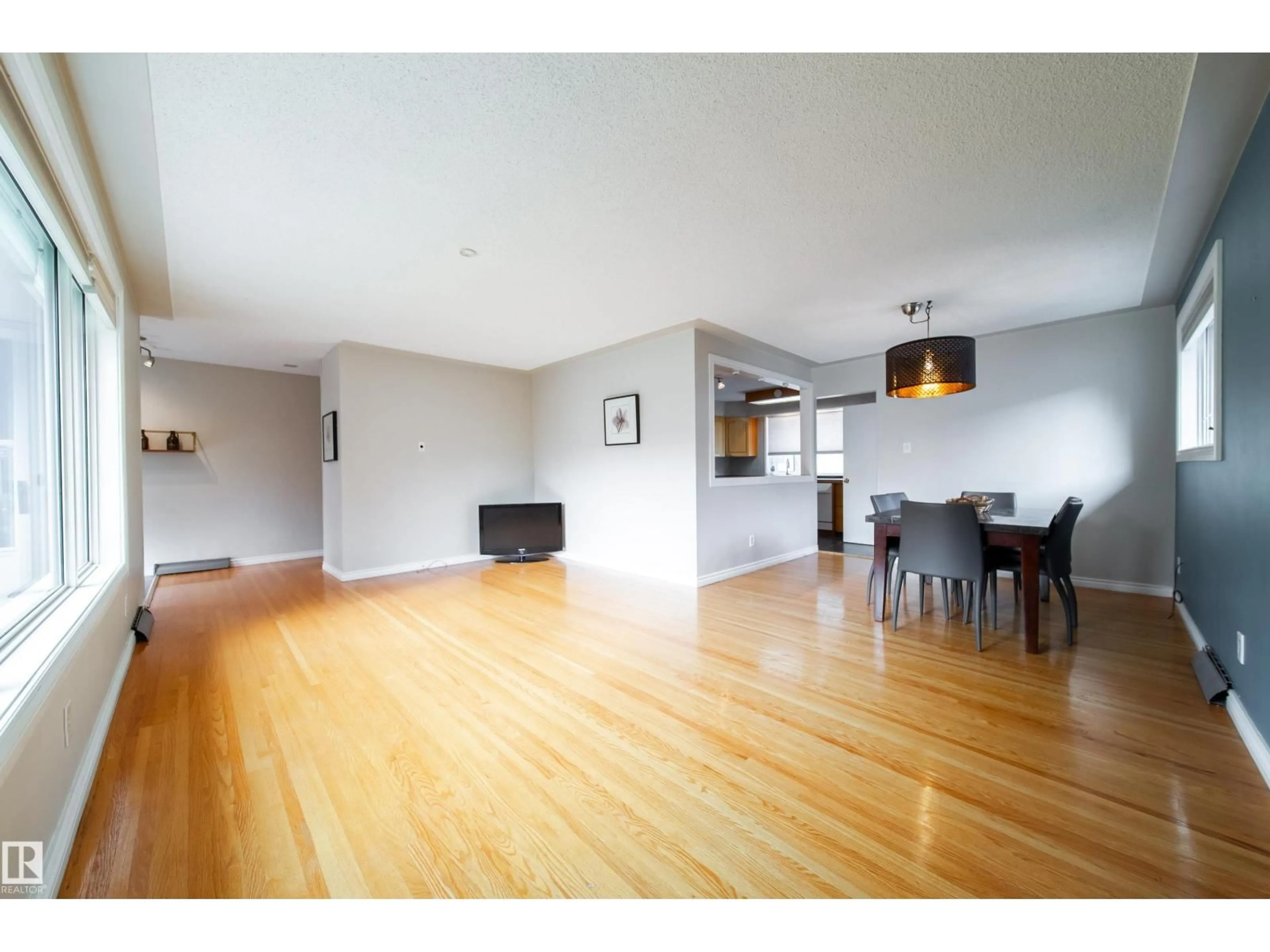 Unknown for 7135 87 ST, Edmonton Alberta T6C3G1
