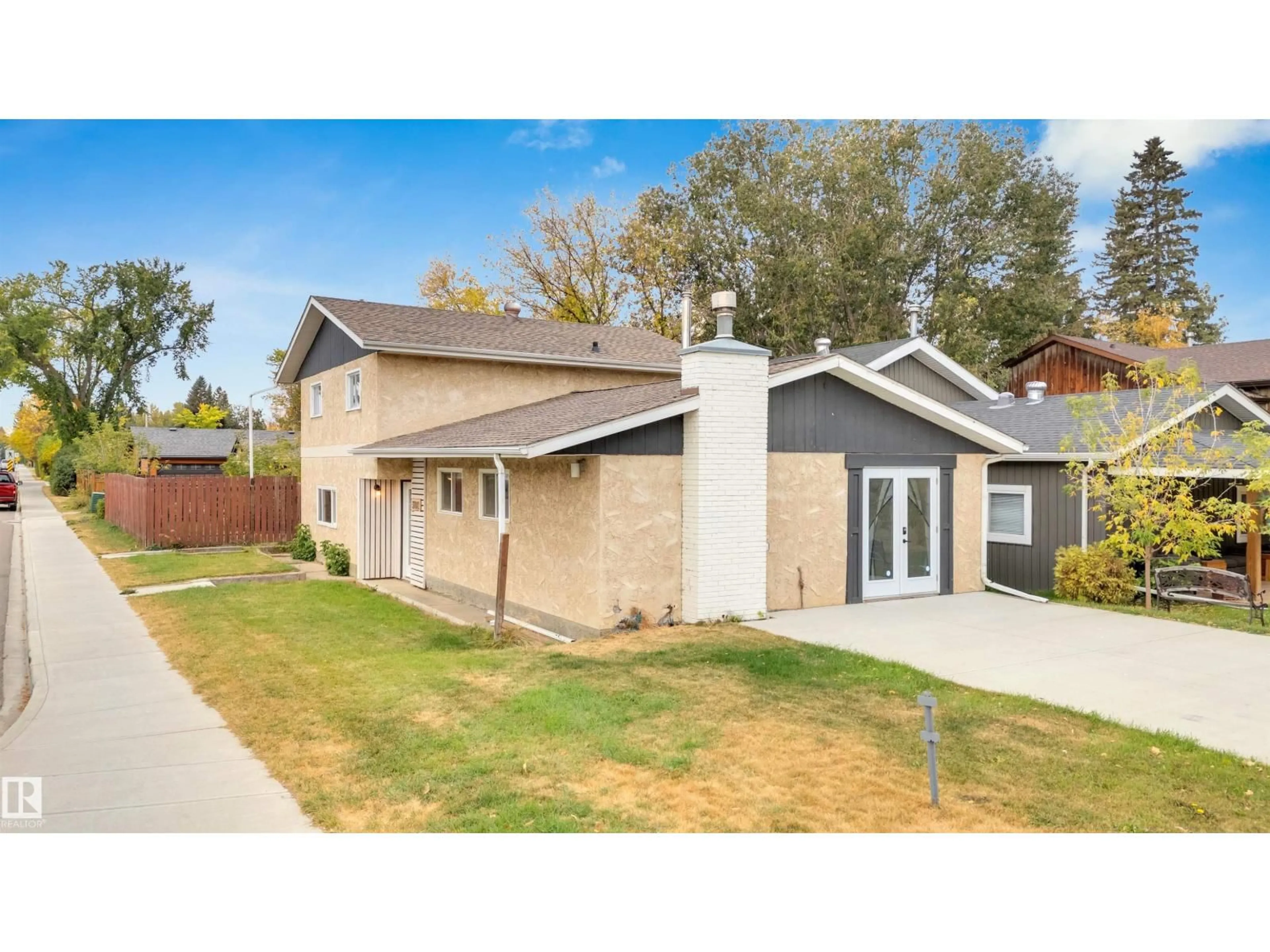 Unknown for 3602 50 AVE, Sylvan Lake Alberta T4S1B2