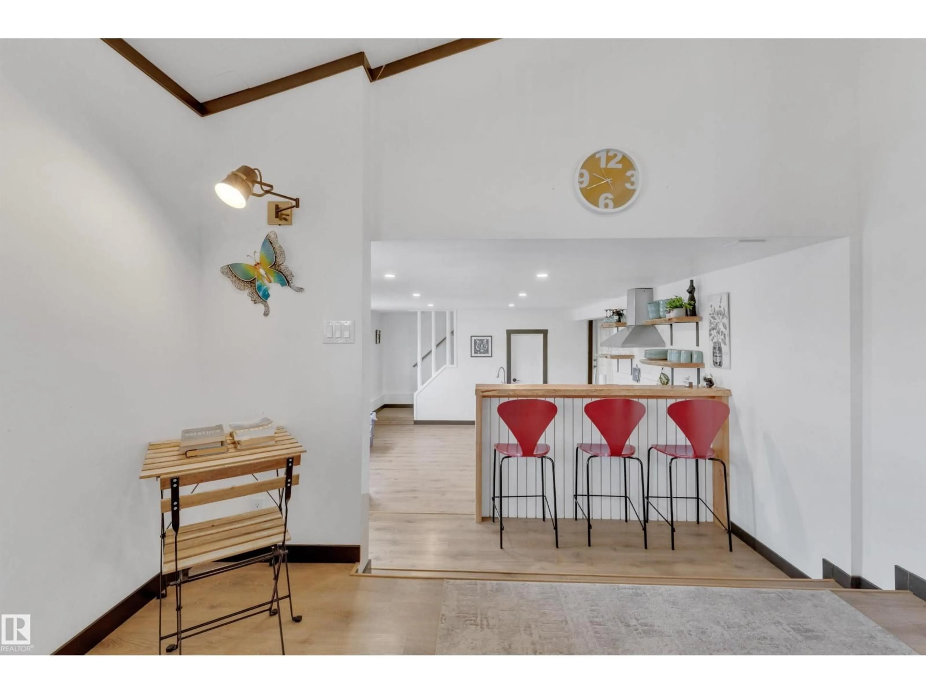 Open concept kitchen, unknown for 3602 50 AVE, Sylvan Lake Alberta T4S1B2