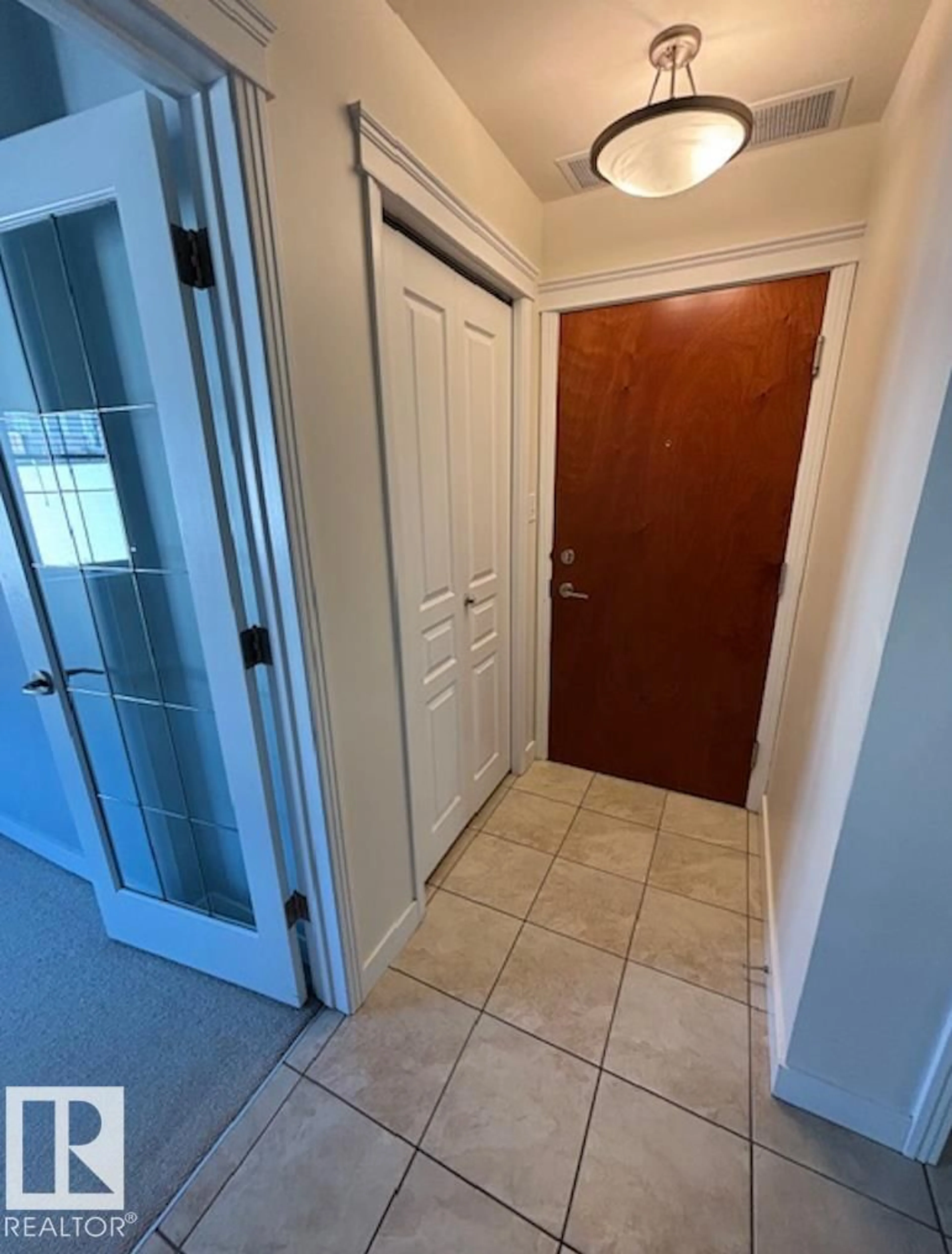 Unknown for 206 - 10333 112 ST NW, Edmonton Alberta T5K0B4