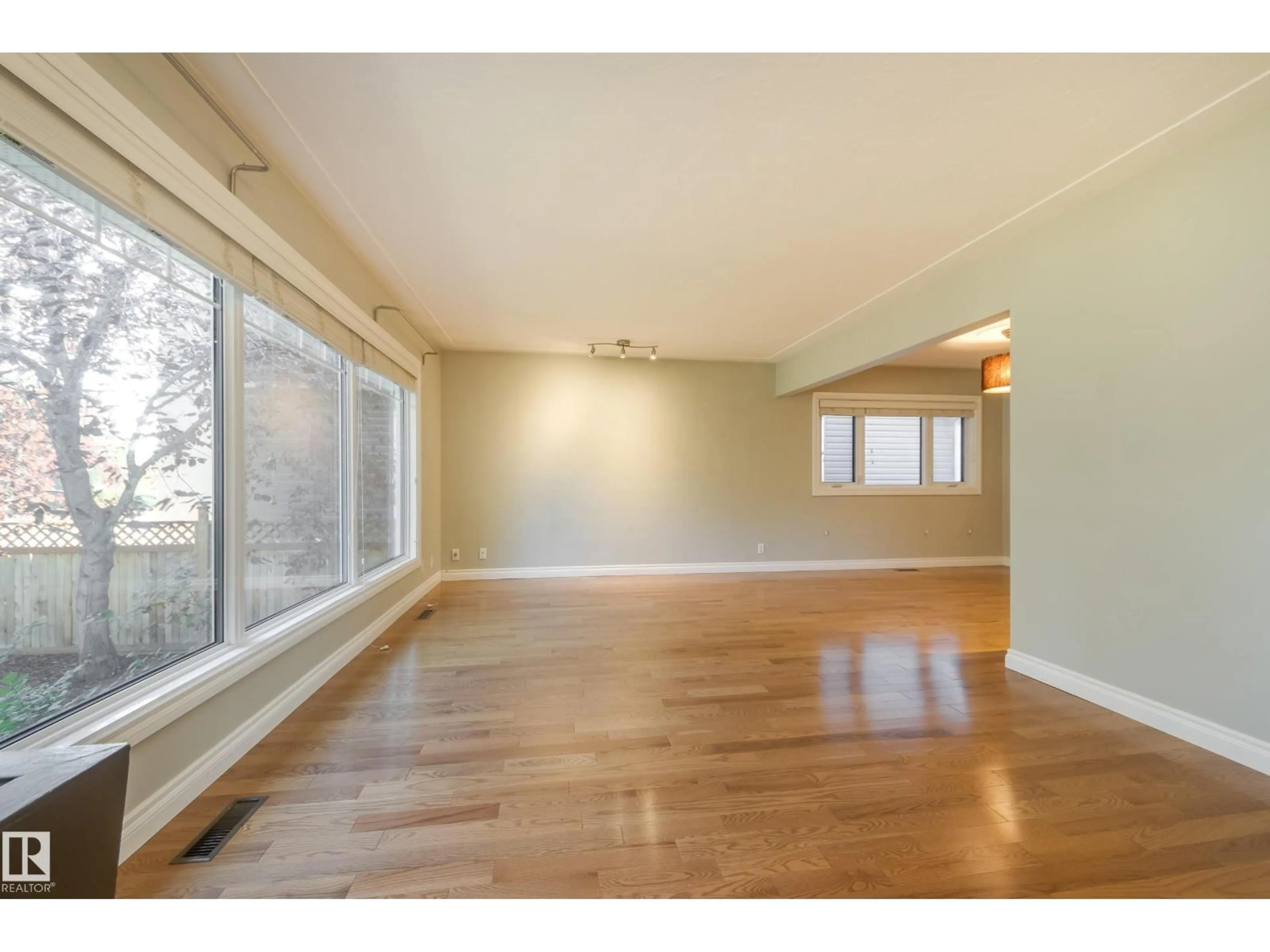 A pic of a room for 7112 81 ST, Edmonton Alberta T6C2T4