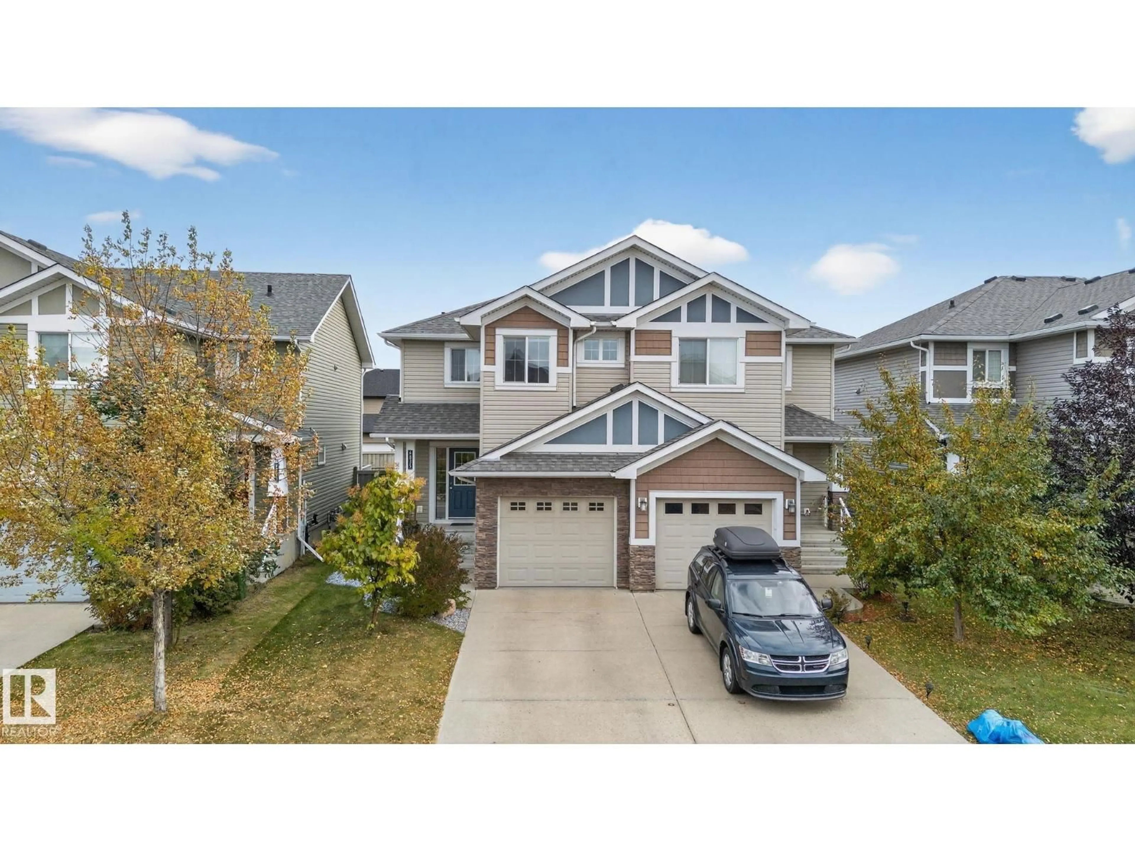 A pic from outside/outdoor area/front of a property/back of a property/a pic from drone, street for SW SW - 6835 CARDINAL LI, Edmonton Alberta T6W1Z1