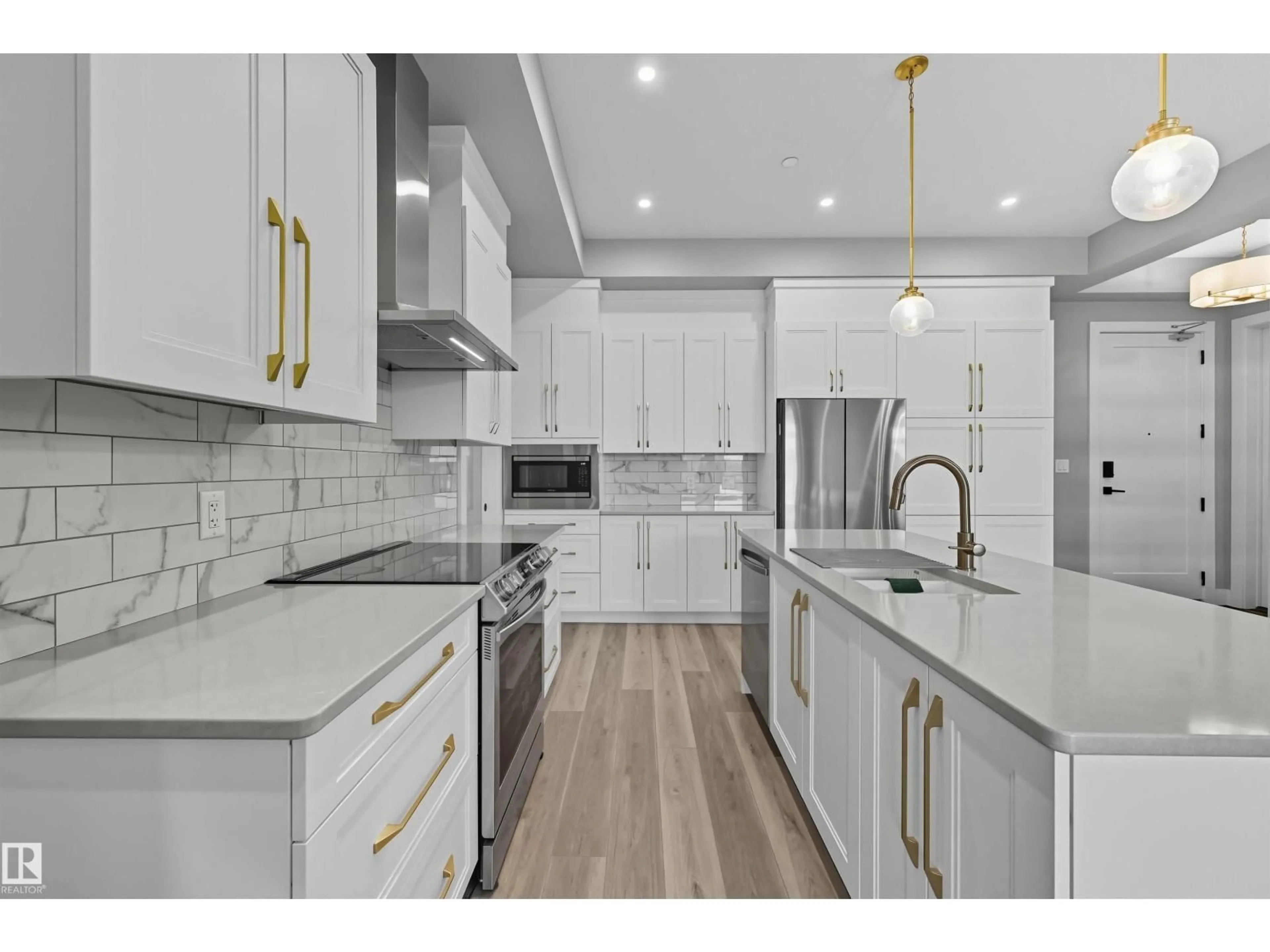 Open concept kitchen, ceramic/tile floor for 619 7463 MAY CM NW, Edmonton Alberta T6R0X1