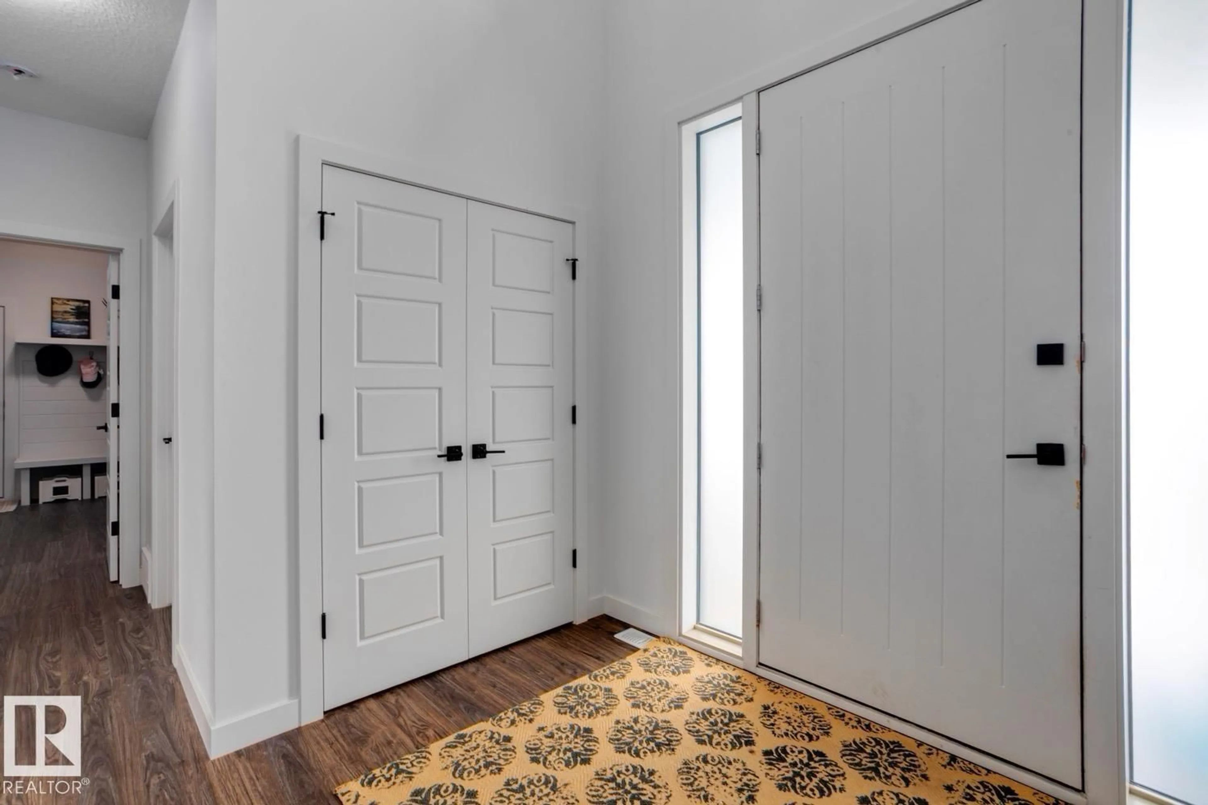 Indoor entryway for #26 - 3410 STE. ANNE TR, Rural Lac Ste. Anne County Alberta T0E0A1