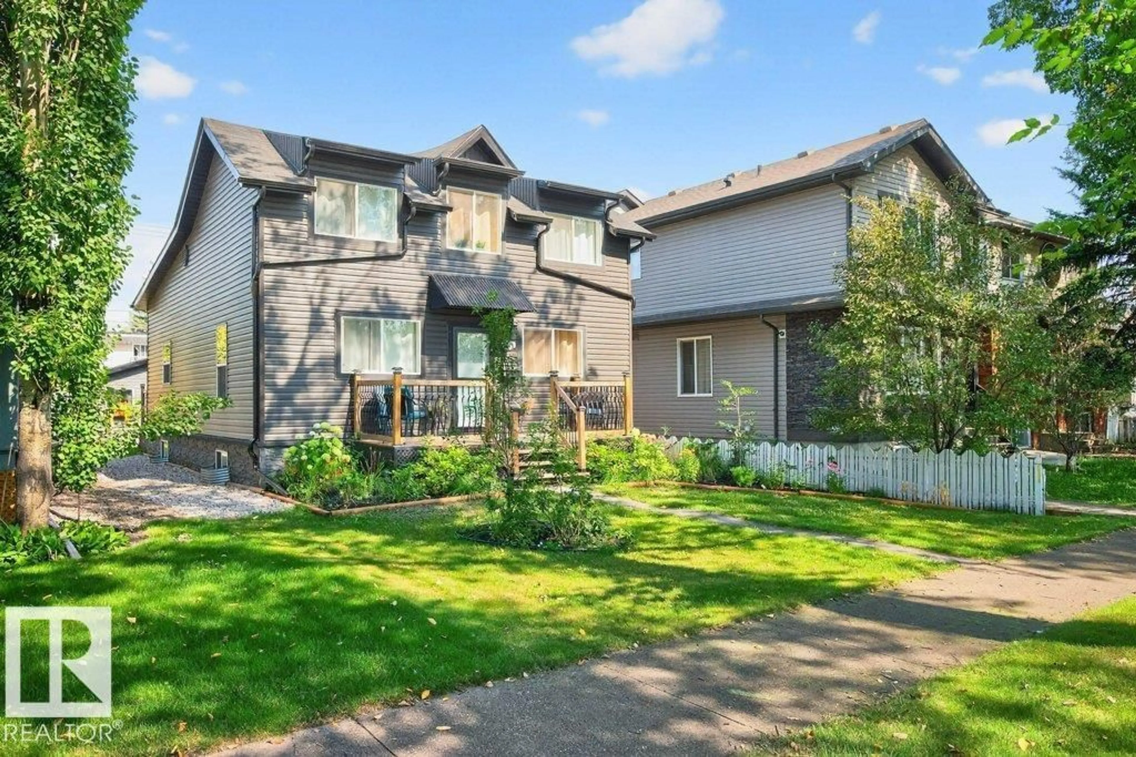 Unknown for NW - 9738 81 AV, Edmonton Alberta T6E1W2