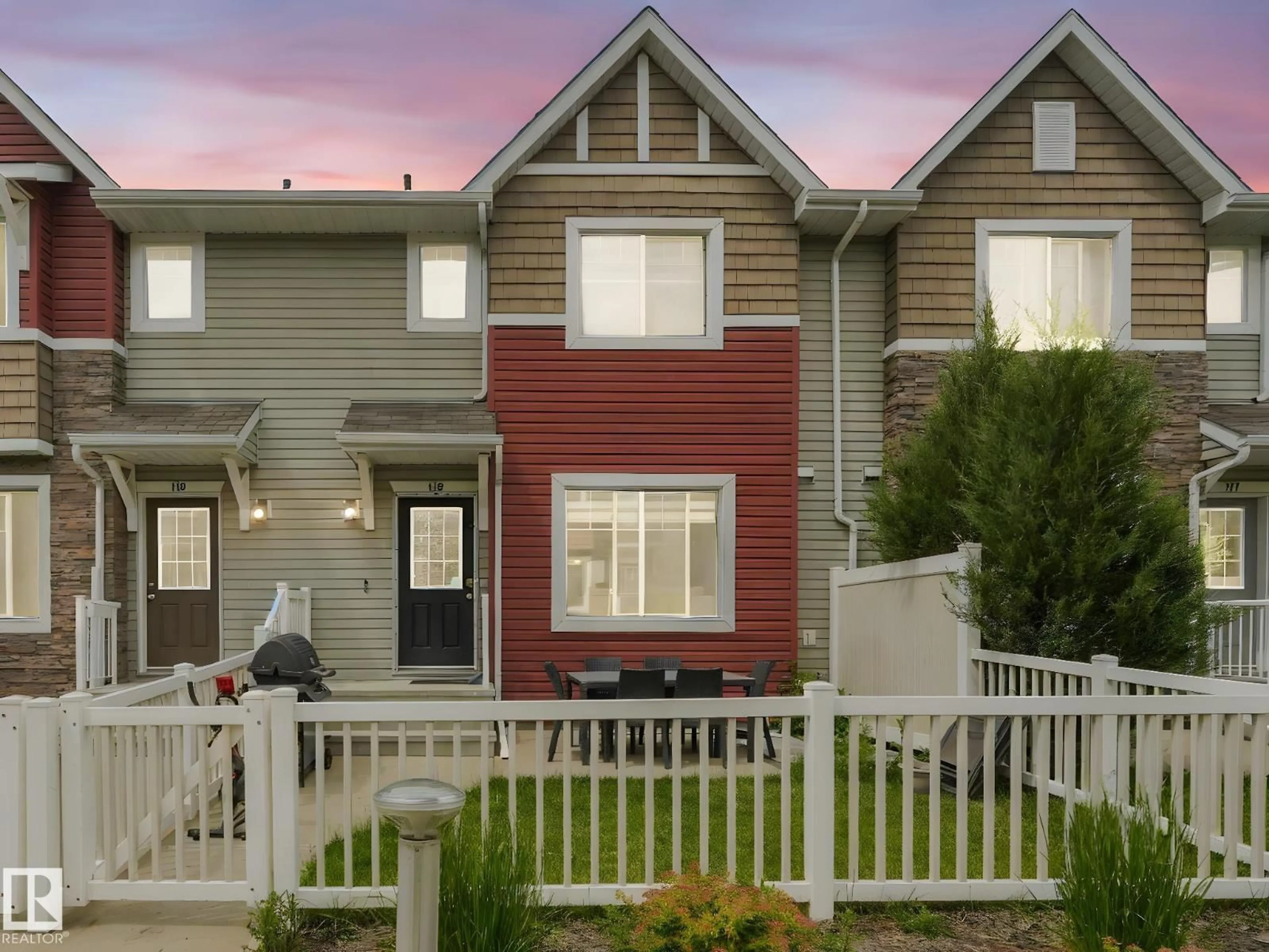 Home with vinyl exterior material, street for #118 - 655 TAMARACK RD, Edmonton Alberta T6T0N4