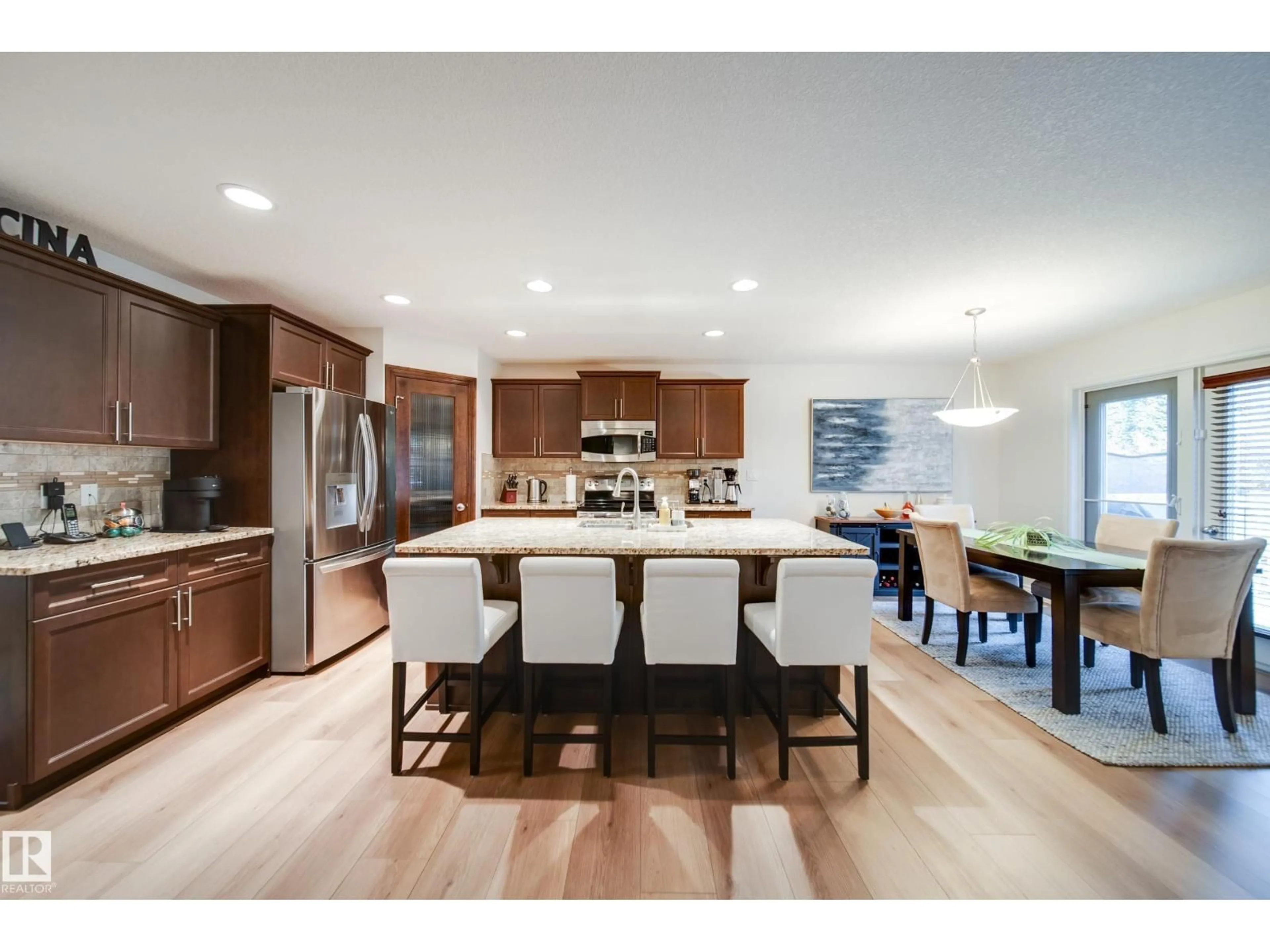 Open concept kitchen, unknown for 15 NORWOOD CL, St. Albert Alberta T8N7M1