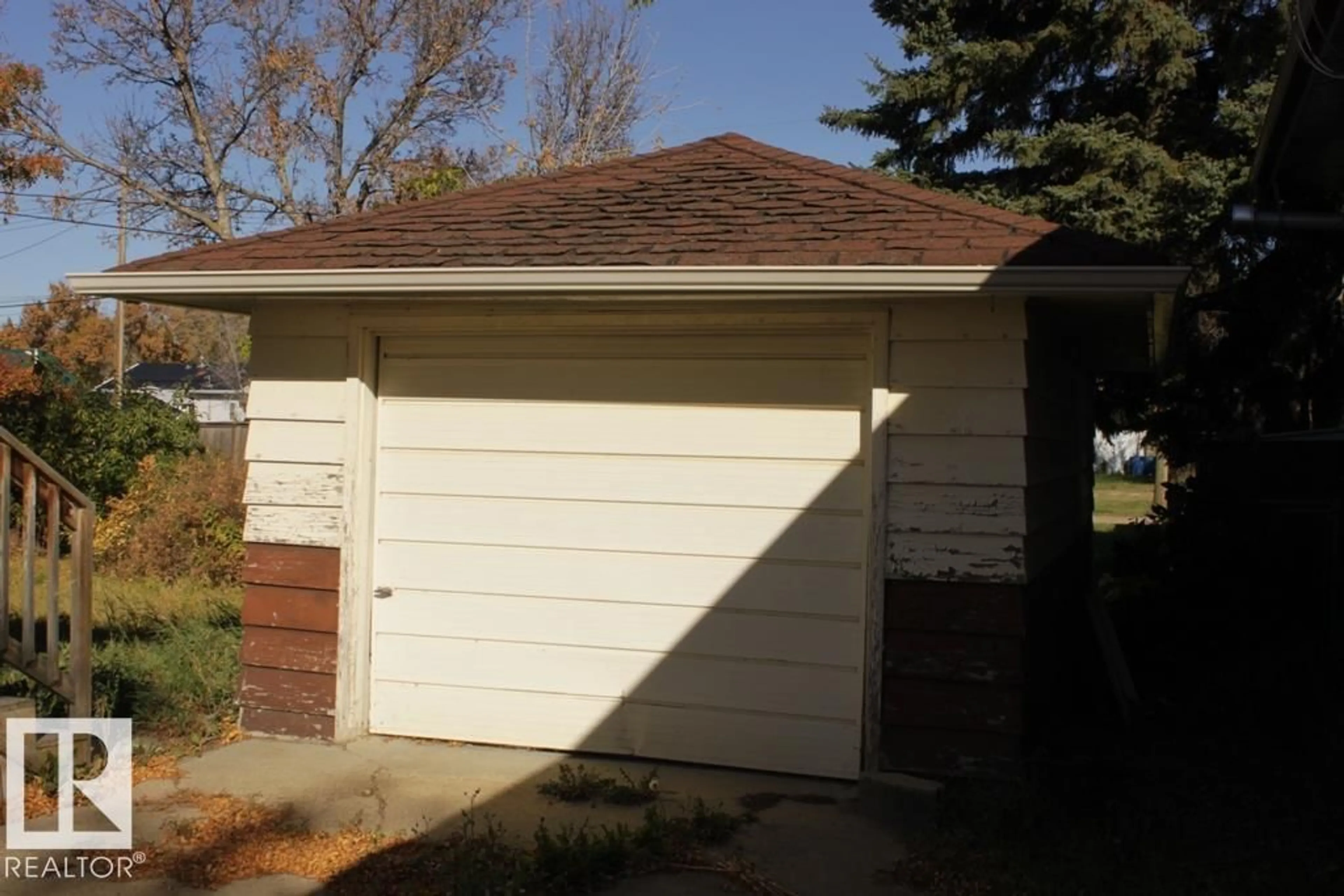 Shed for 5108 54 AV, Tofield Alberta T0B4J0