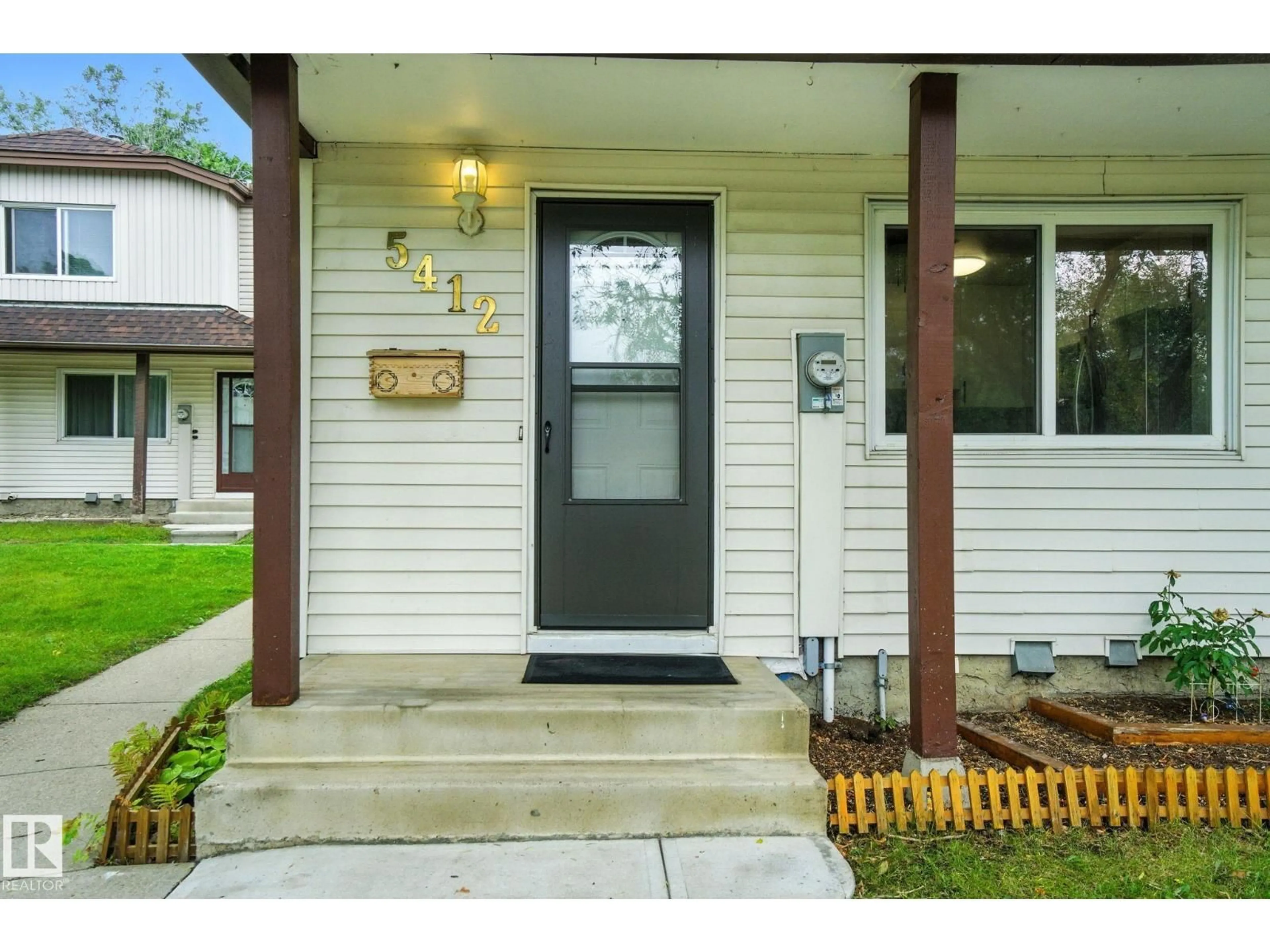 Unknown for 5412 146 AV, Edmonton Alberta T5A4L6