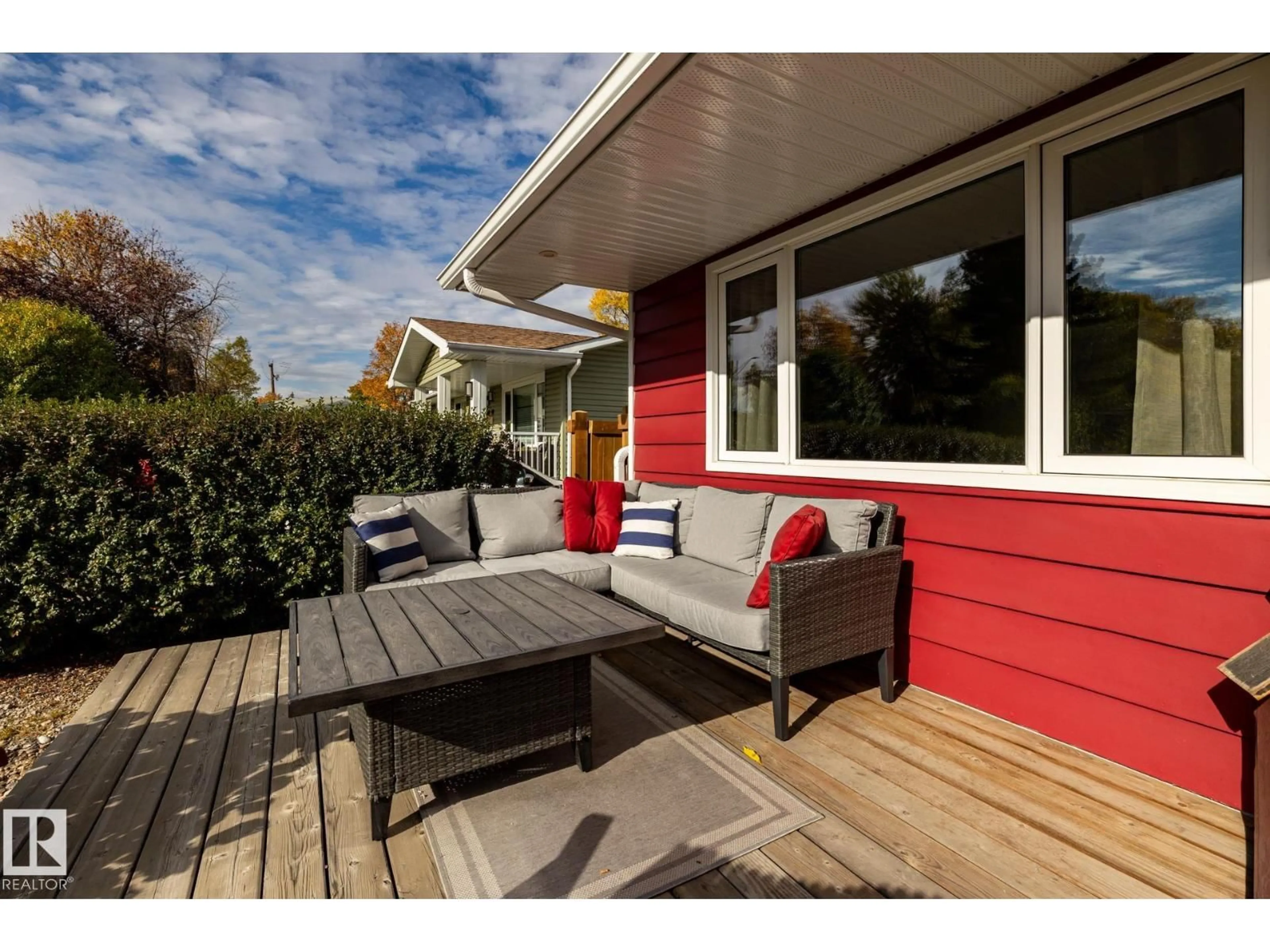 Patio, street for 50 SPRINGFIELD CR, St. Albert Alberta T8N0K1