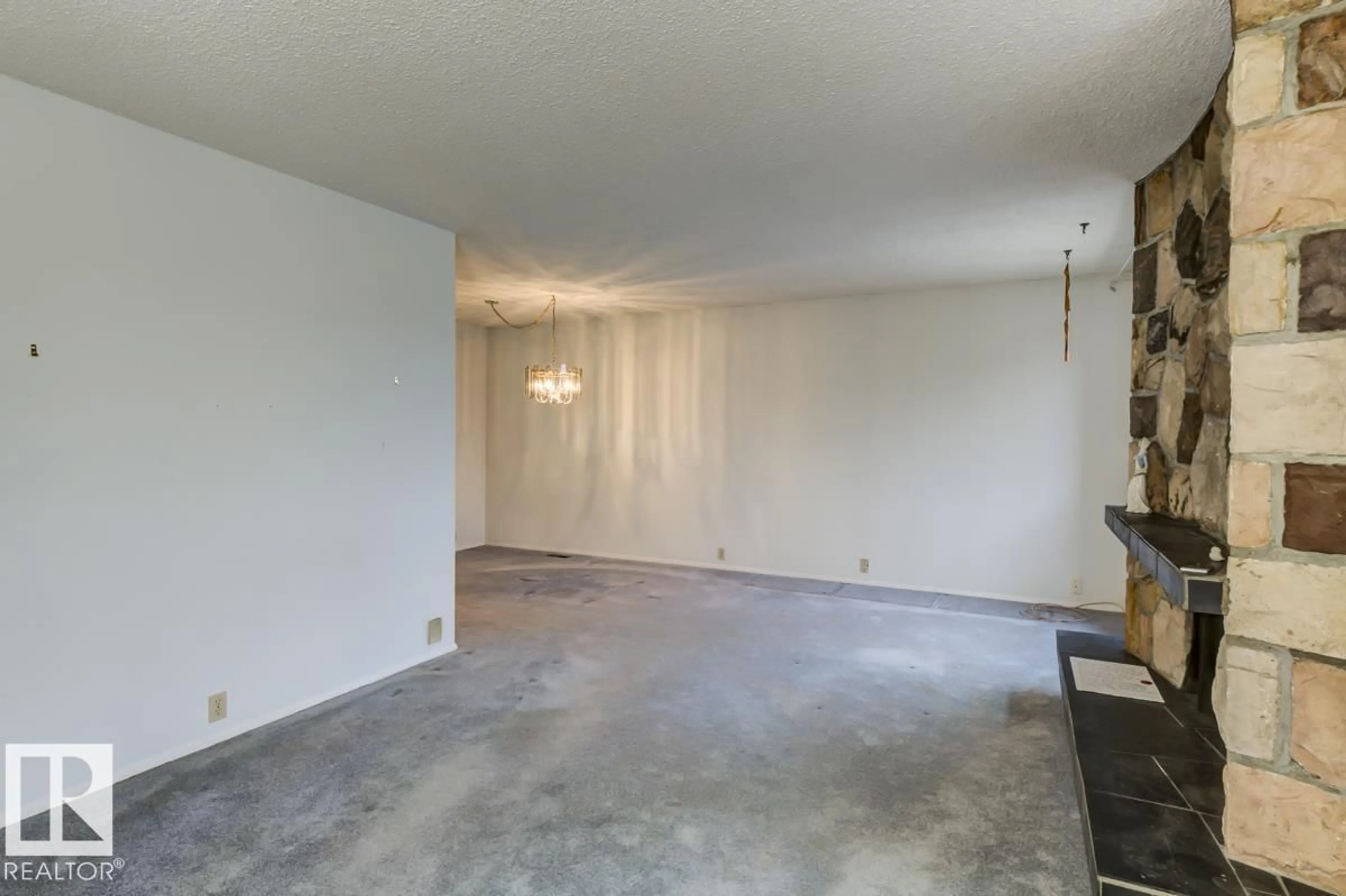 A pic of a room for 55 GLAMORGAN DR, Sherwood Park Alberta T8A2Y5