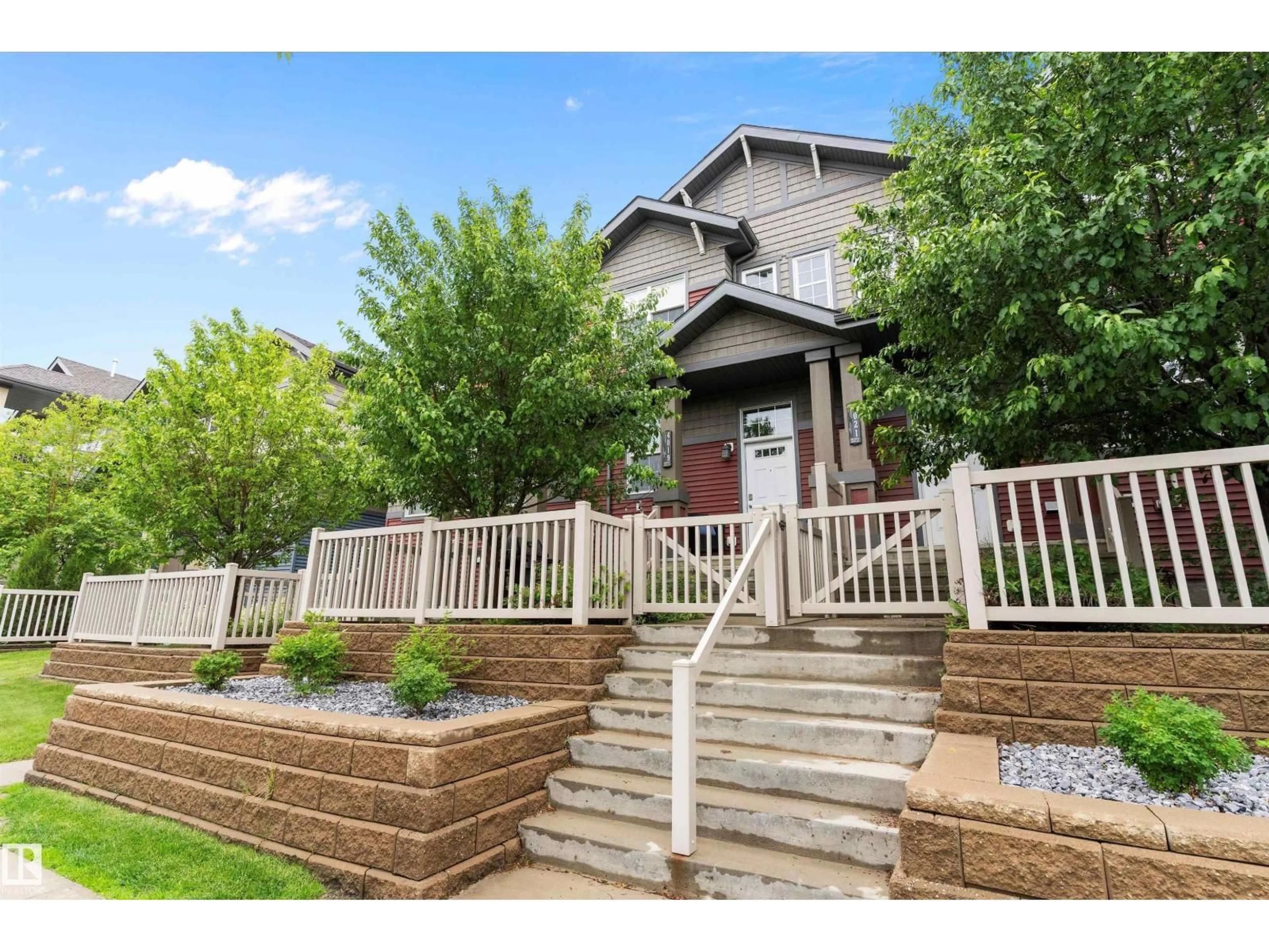 Unknown for 4019 ORCHARDS DR, Edmonton Alberta T6C1V2