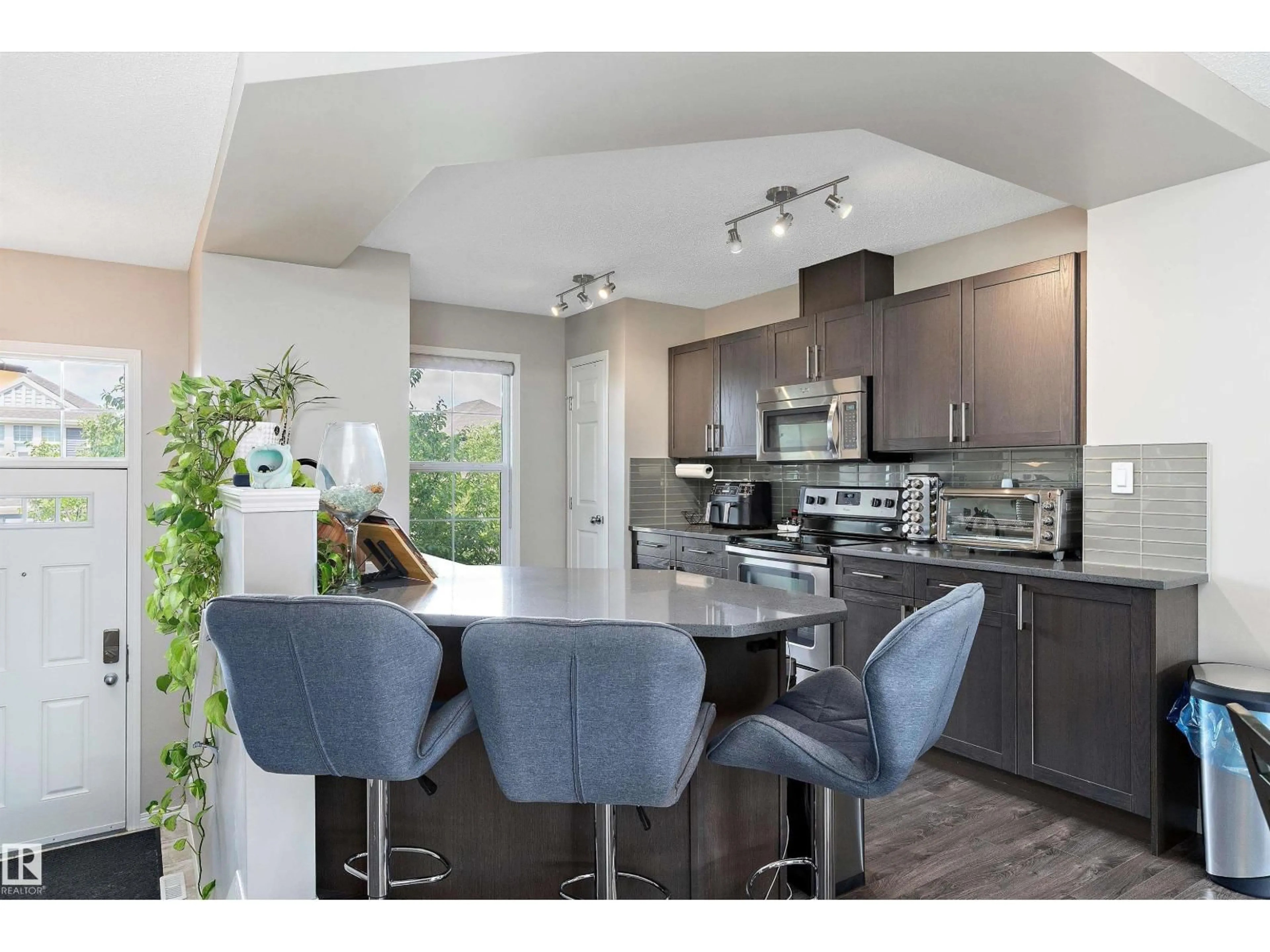 Open concept kitchen, unknown for 4019 ORCHARDS DR, Edmonton Alberta T6C1V2