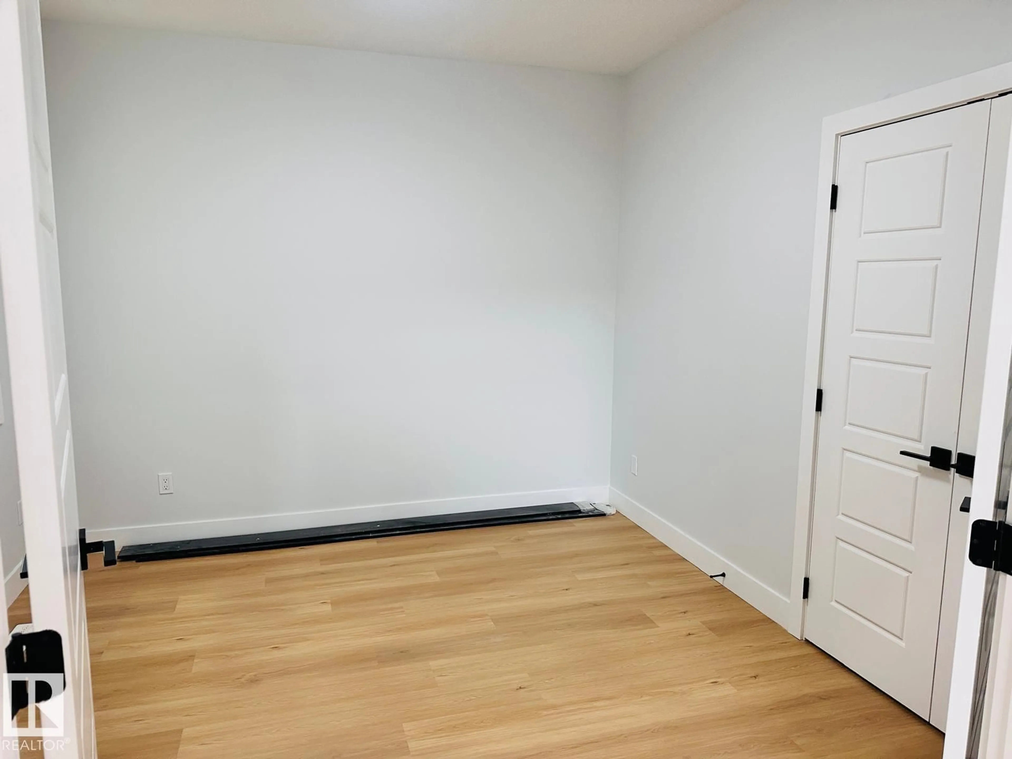 A pic of a room for 8912 MAYDAY WY, Edmonton Alberta T6X3E6