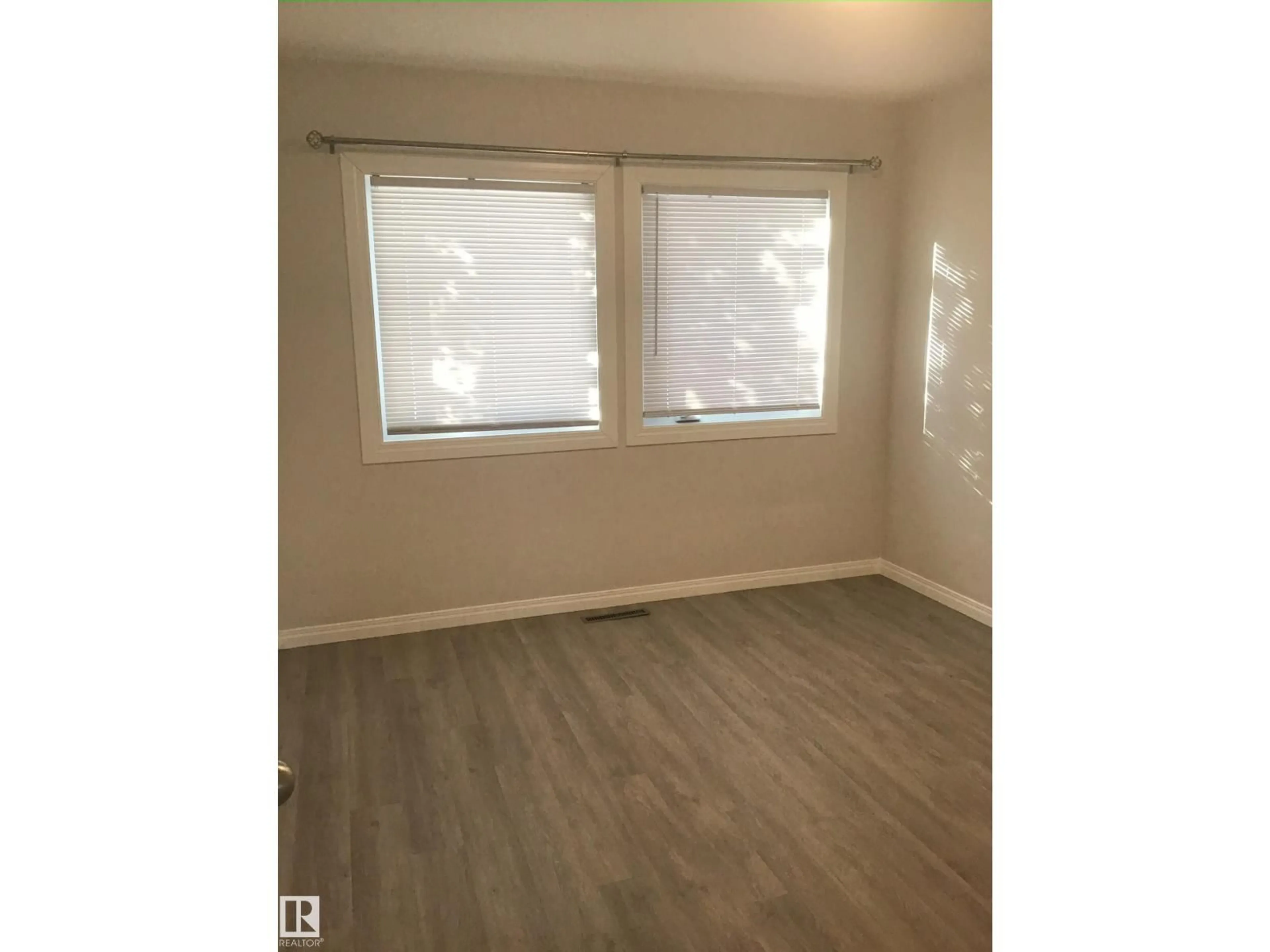 A pic of a room for 9035 149 ST, Edmonton Alberta T5R0A5