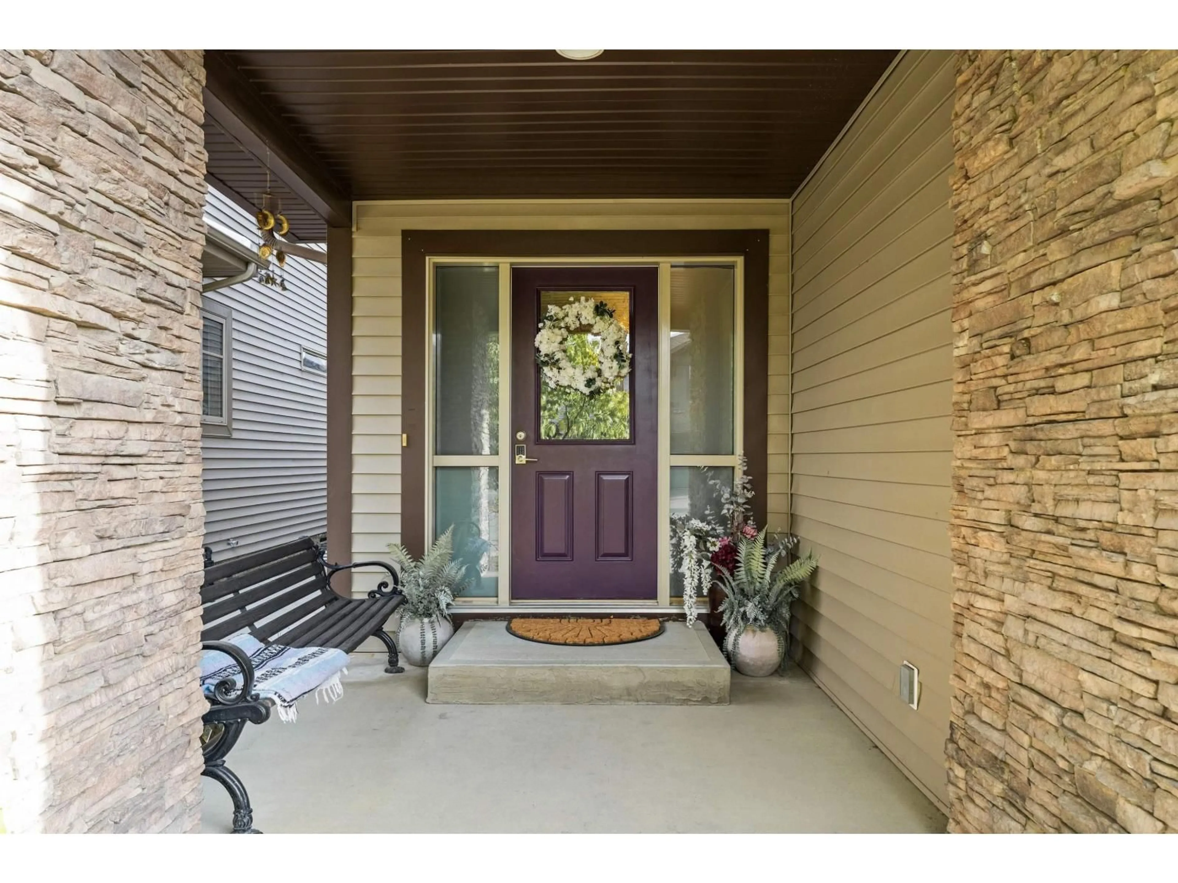 Indoor entryway for 2706 ANDERSON CR, Edmonton Alberta T6W0K5