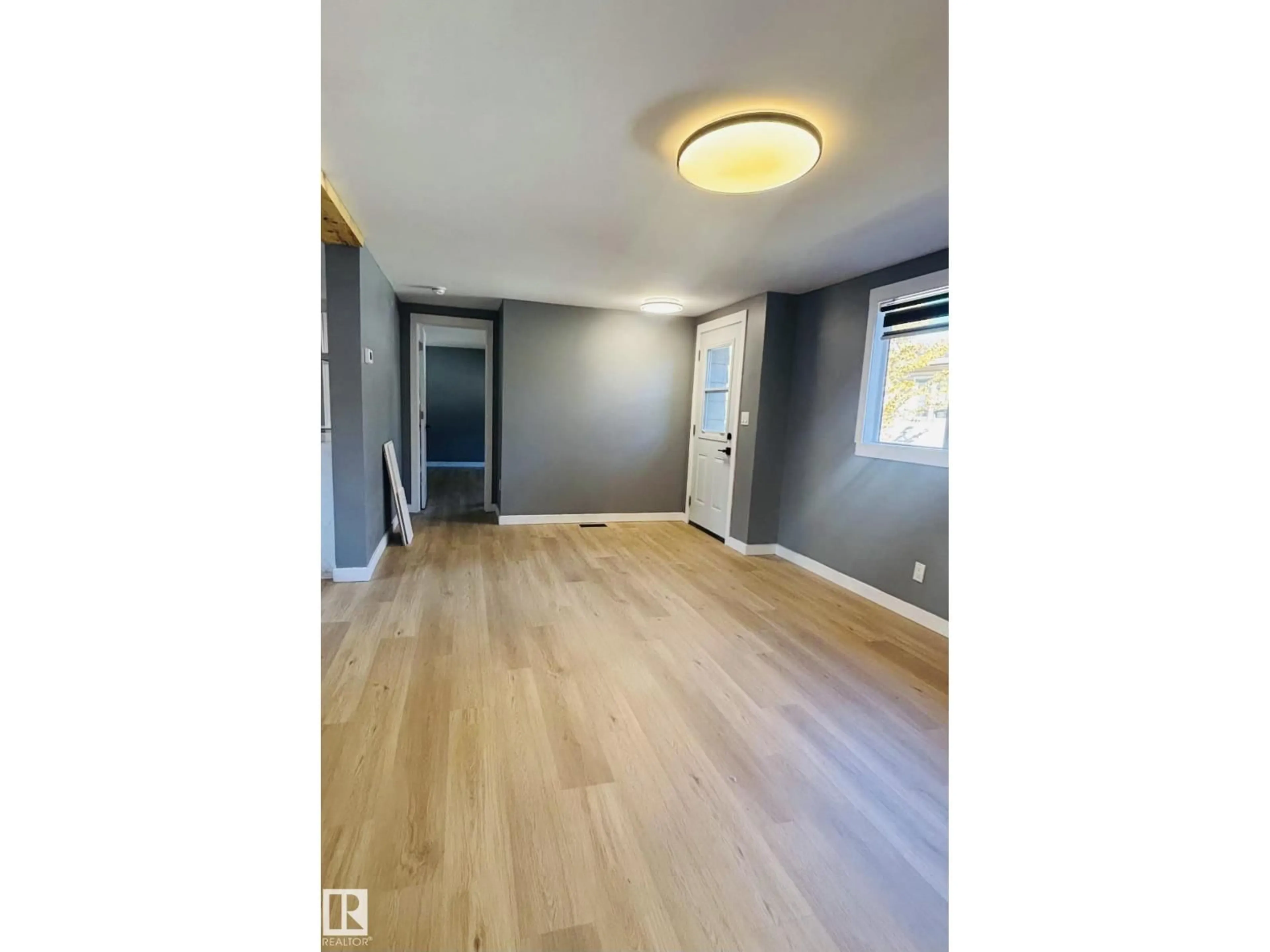 A pic of a room for 13 MAPLE TERRACE, Edmonton Alberta T6P1H8