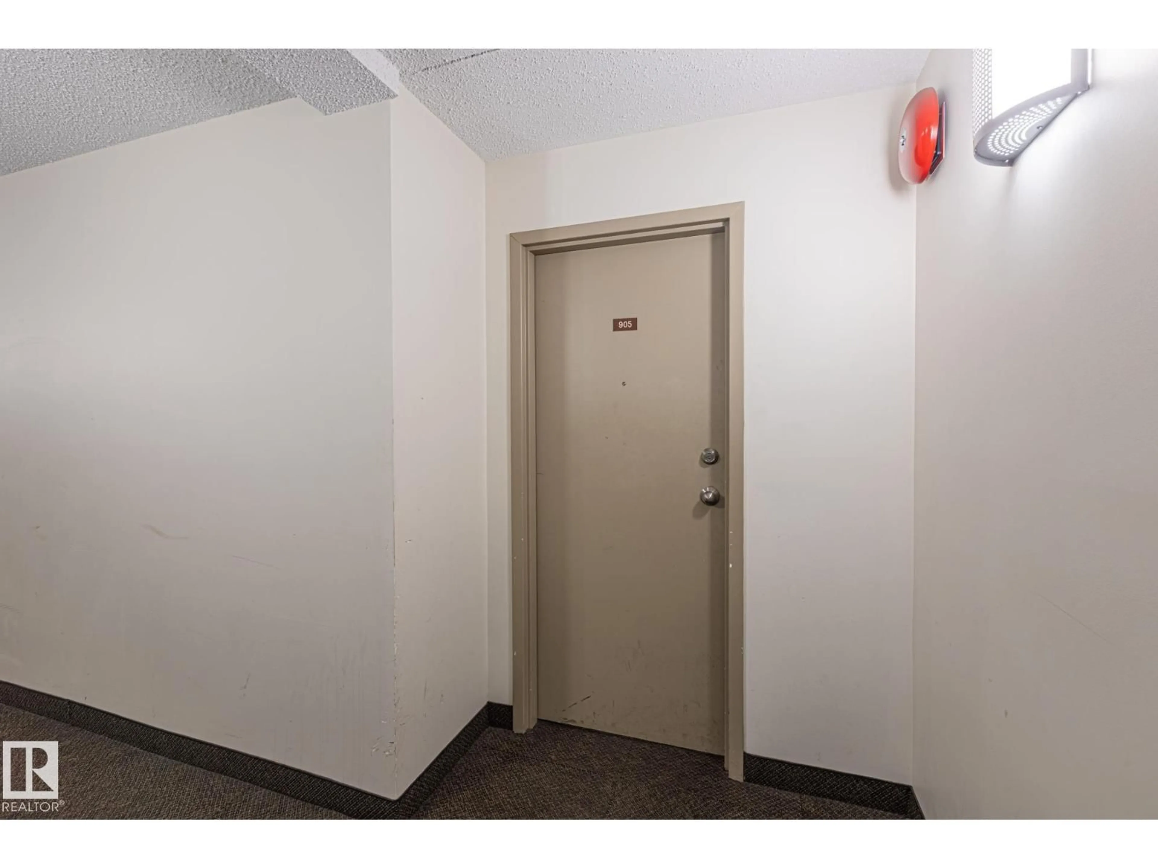 Unknown for 9917 - 905 110 ST NW, Edmonton Alberta T5K2N4