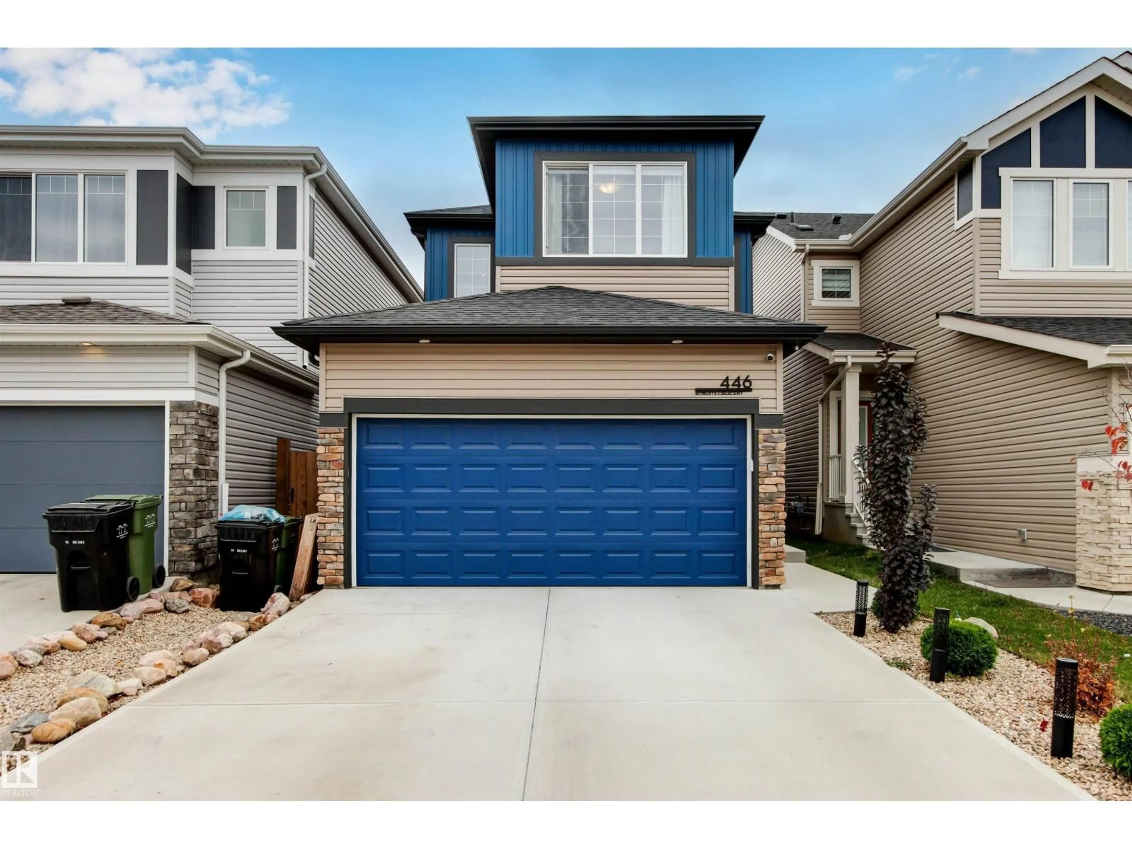 Home with vinyl exterior material, street for 446 ROBERTS CR, Leduc Alberta T9E1N4