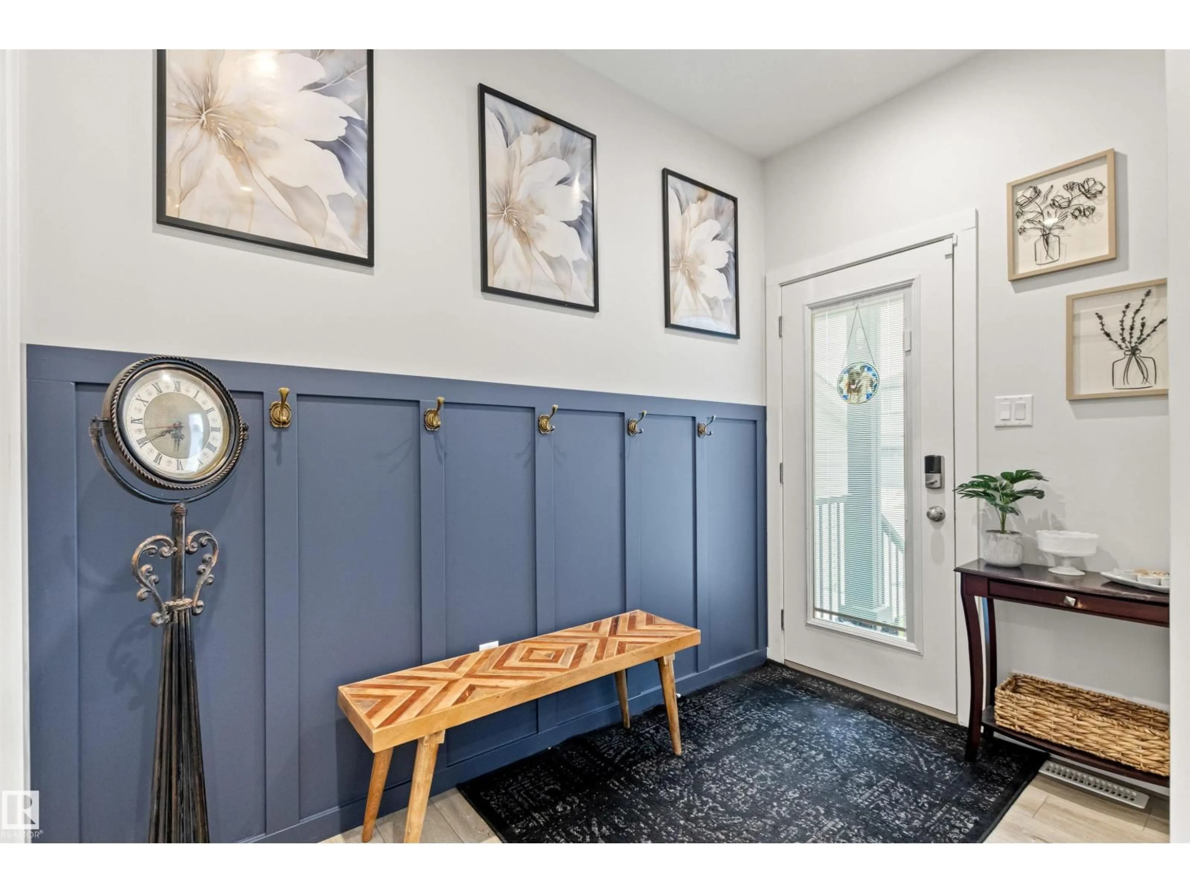 Indoor entryway for 446 ROBERTS CR, Leduc Alberta T9E1N4