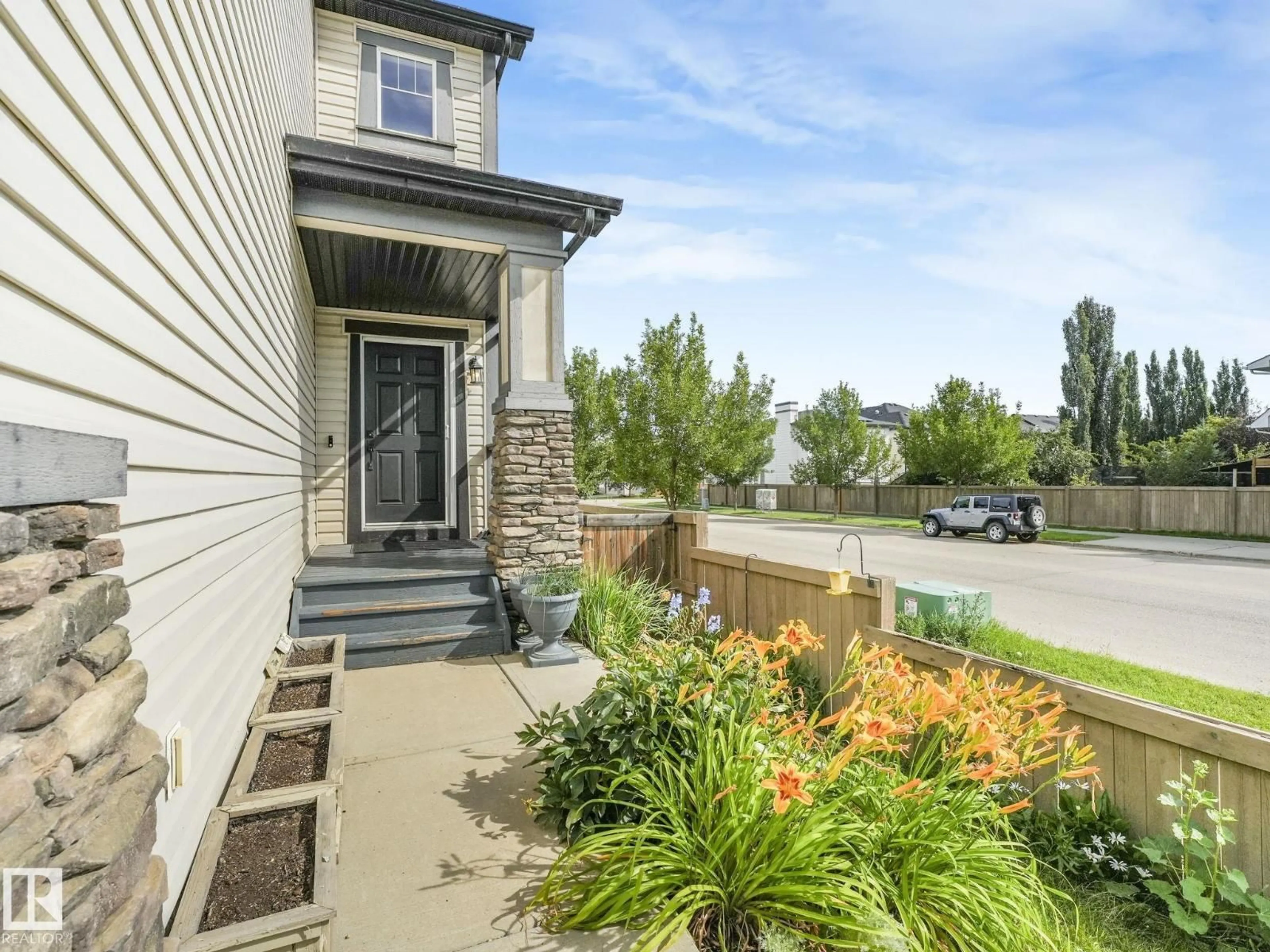 Unknown for NW - 1004 SECORD PM, Edmonton Alberta T5T4A4