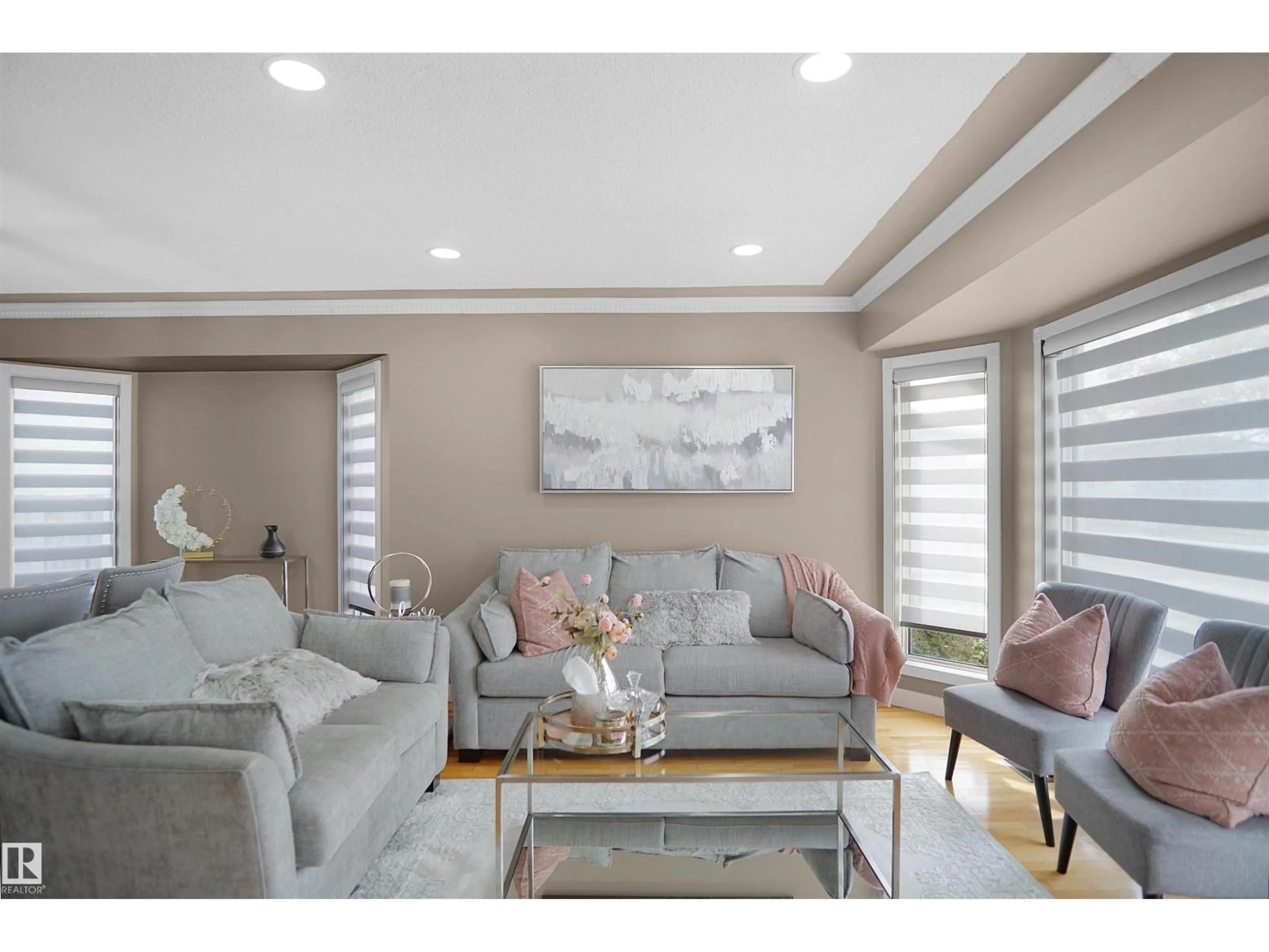 Living room with furniture, unknown for 15519 70 ST, Edmonton Alberta T5Z2Y6