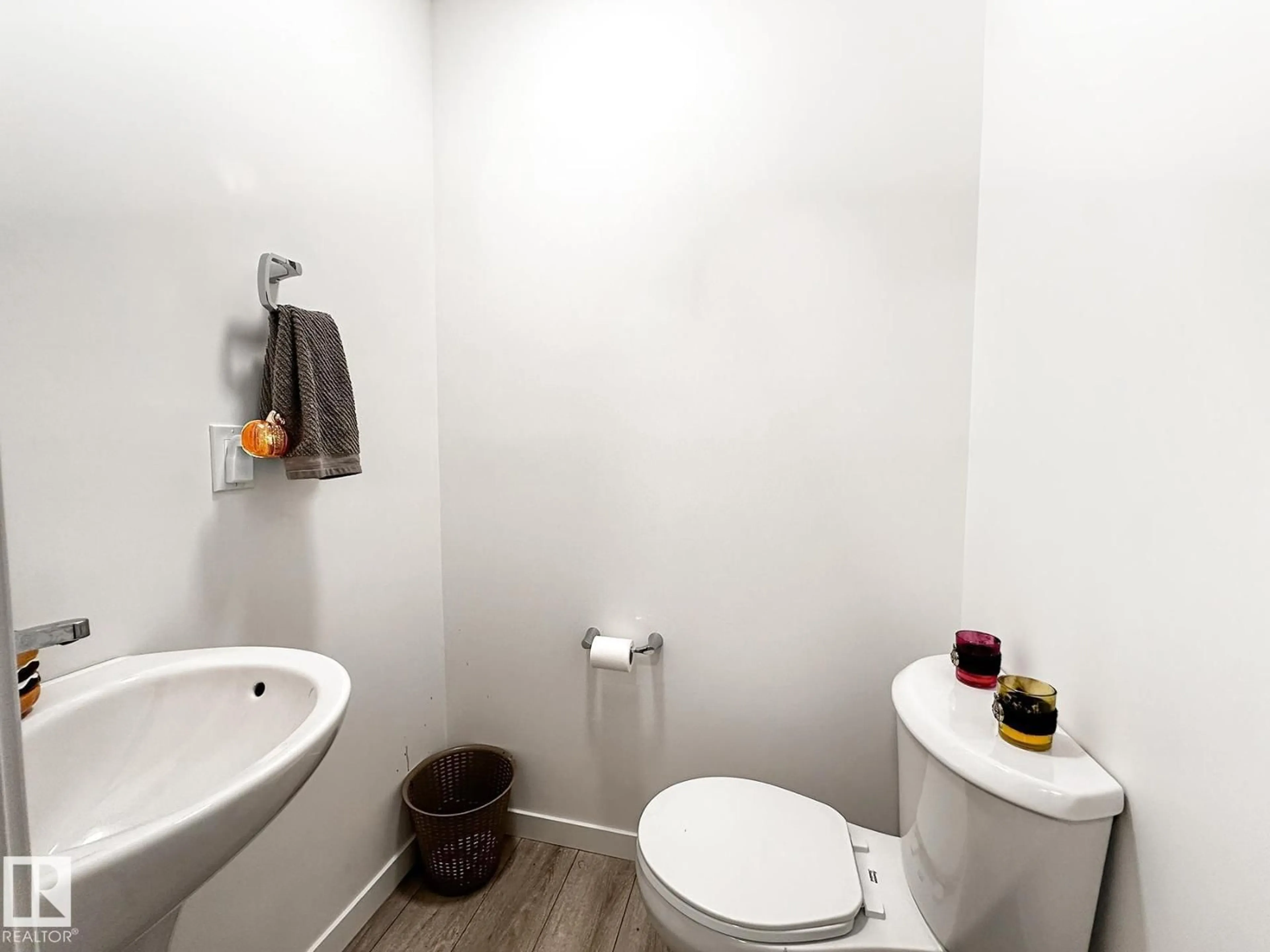 Unknown for 13 - 1025 SECORD PROMENADE PM, Edmonton Alberta T5T7V4