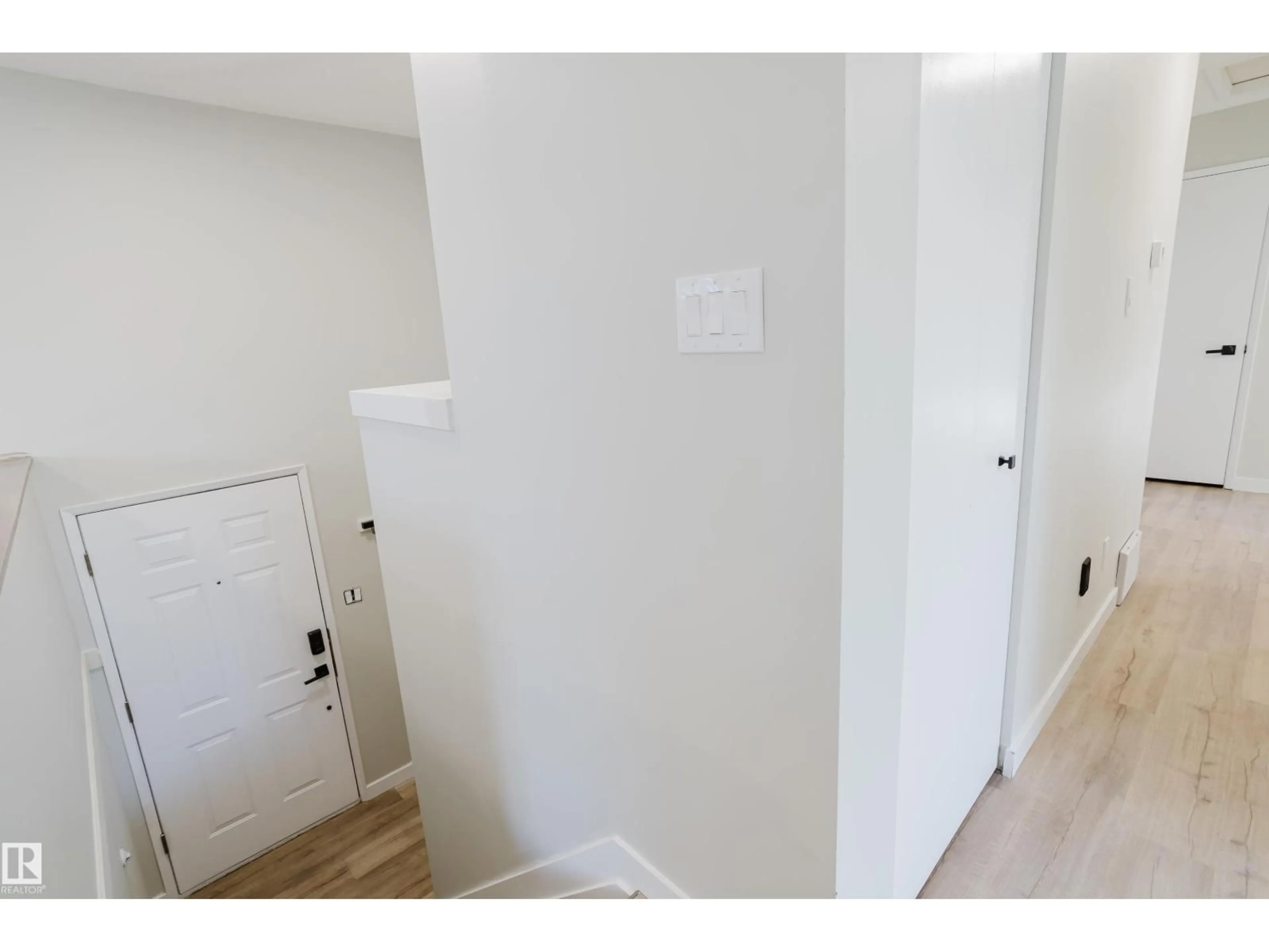 Unknown for 6303 179 ST, Edmonton Alberta T5T2P2