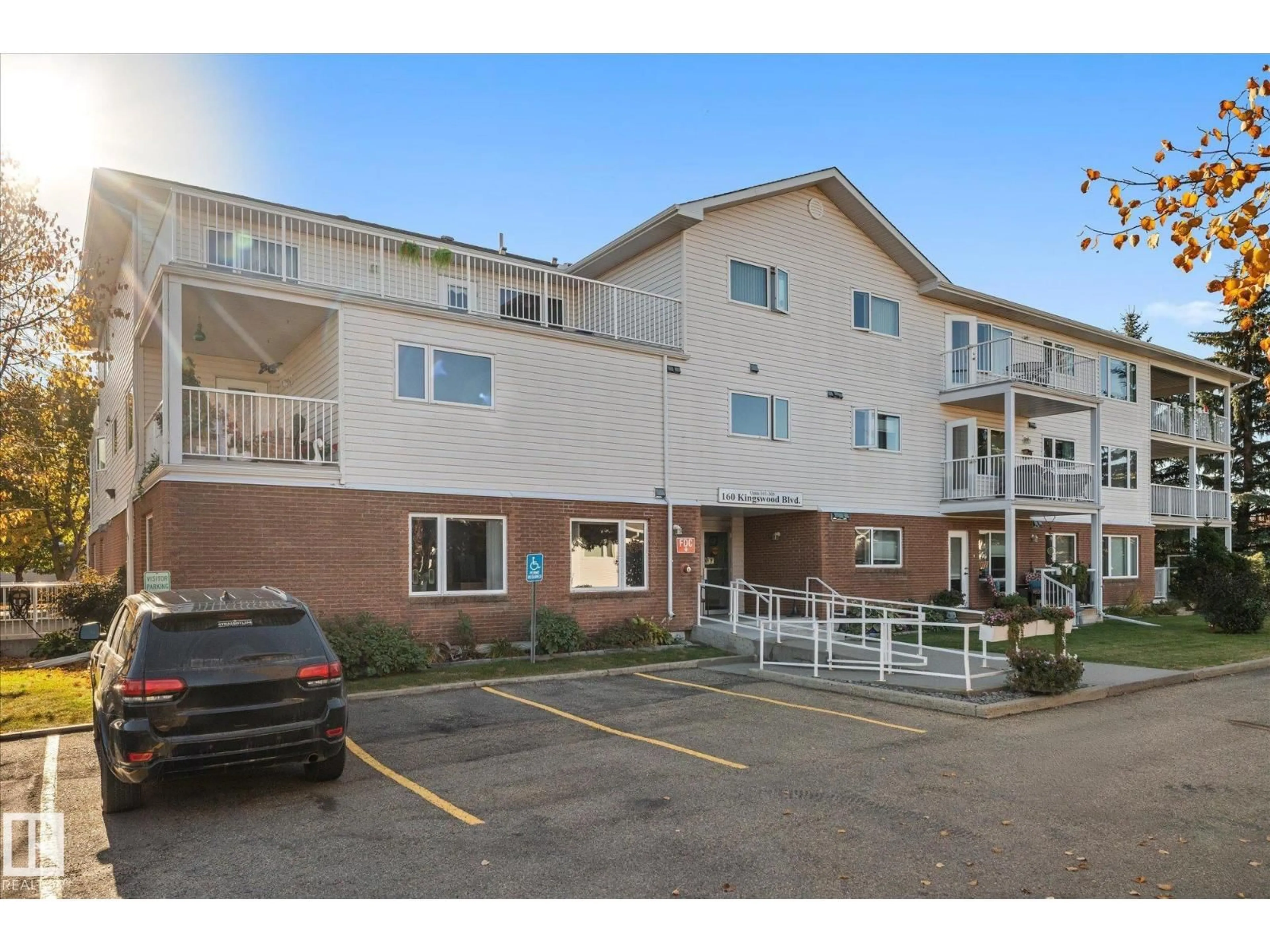 Unknown for #203 - 160 KINGSWOOD BV, St. Albert Alberta T8N6Z2