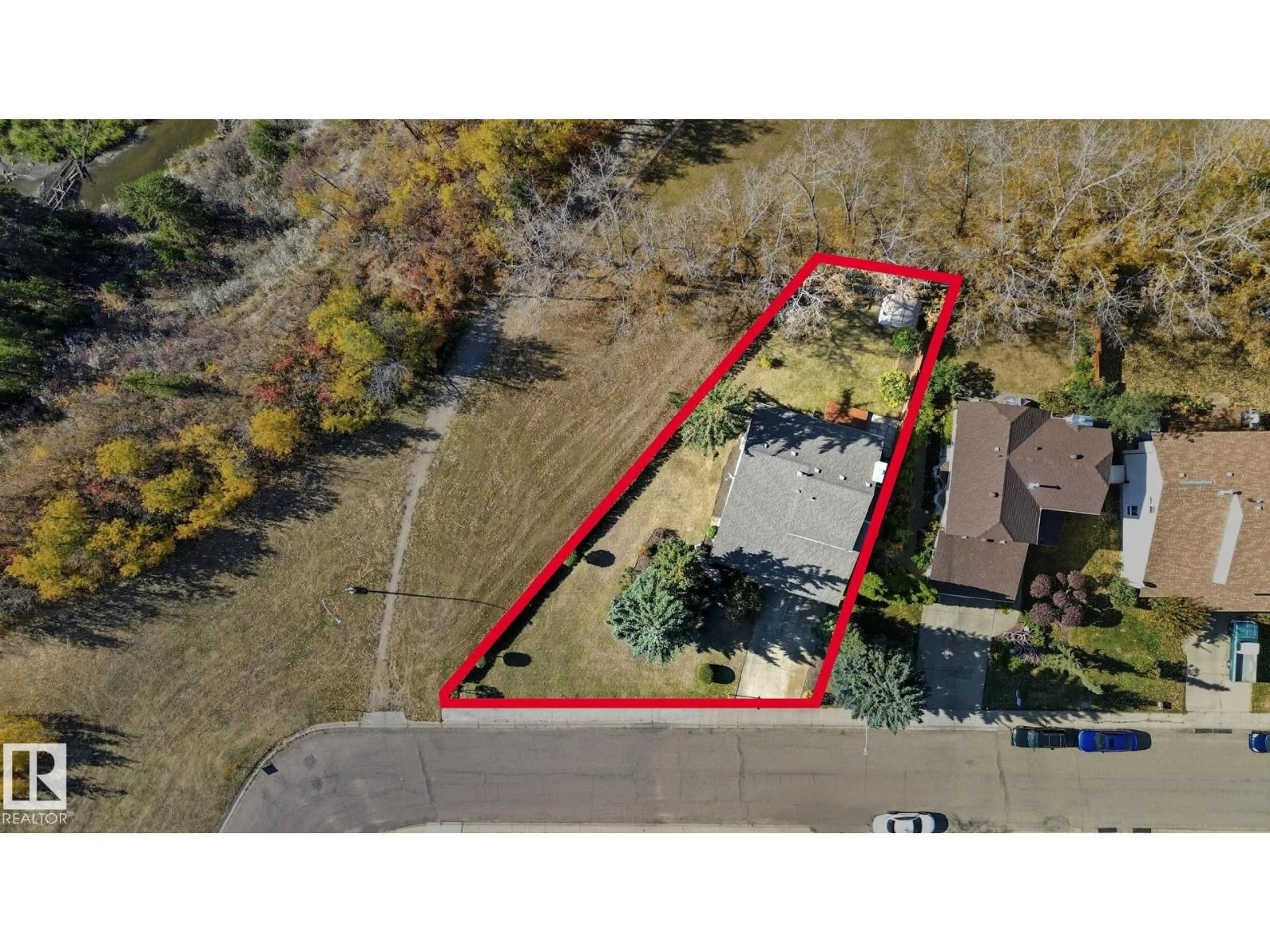 A pic from outside/outdoor area/front of a property/back of a property/a pic from drone, street for NW - 1804 114 ST, Edmonton Alberta T6J4V1