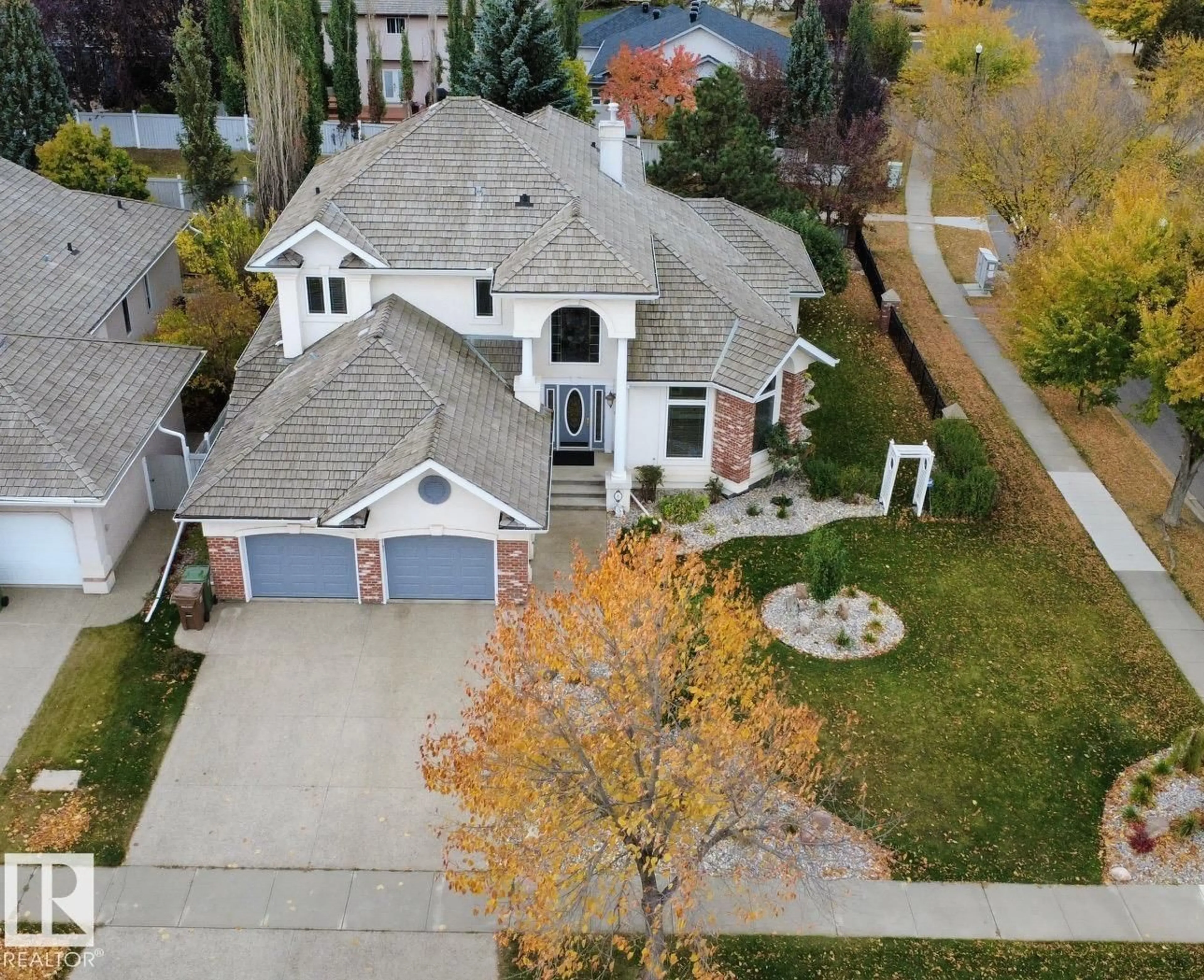 A pic from outside/outdoor area/front of a property/back of a property/a pic from drone, street for 1 KELSO CT, St. Albert Alberta T8N6W5