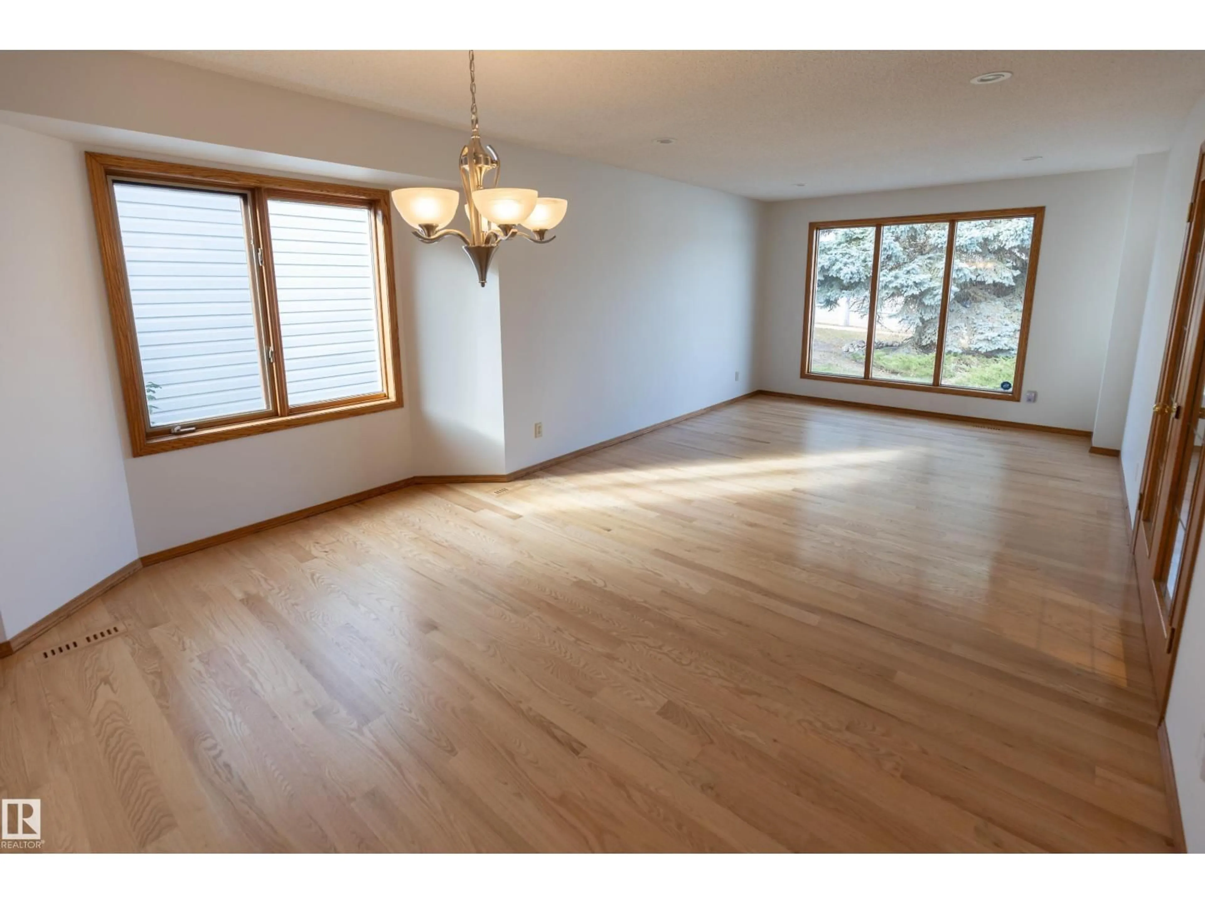 A pic of a room for 50 HILLSIDE CR, Sherwood Park Alberta T8A5E1