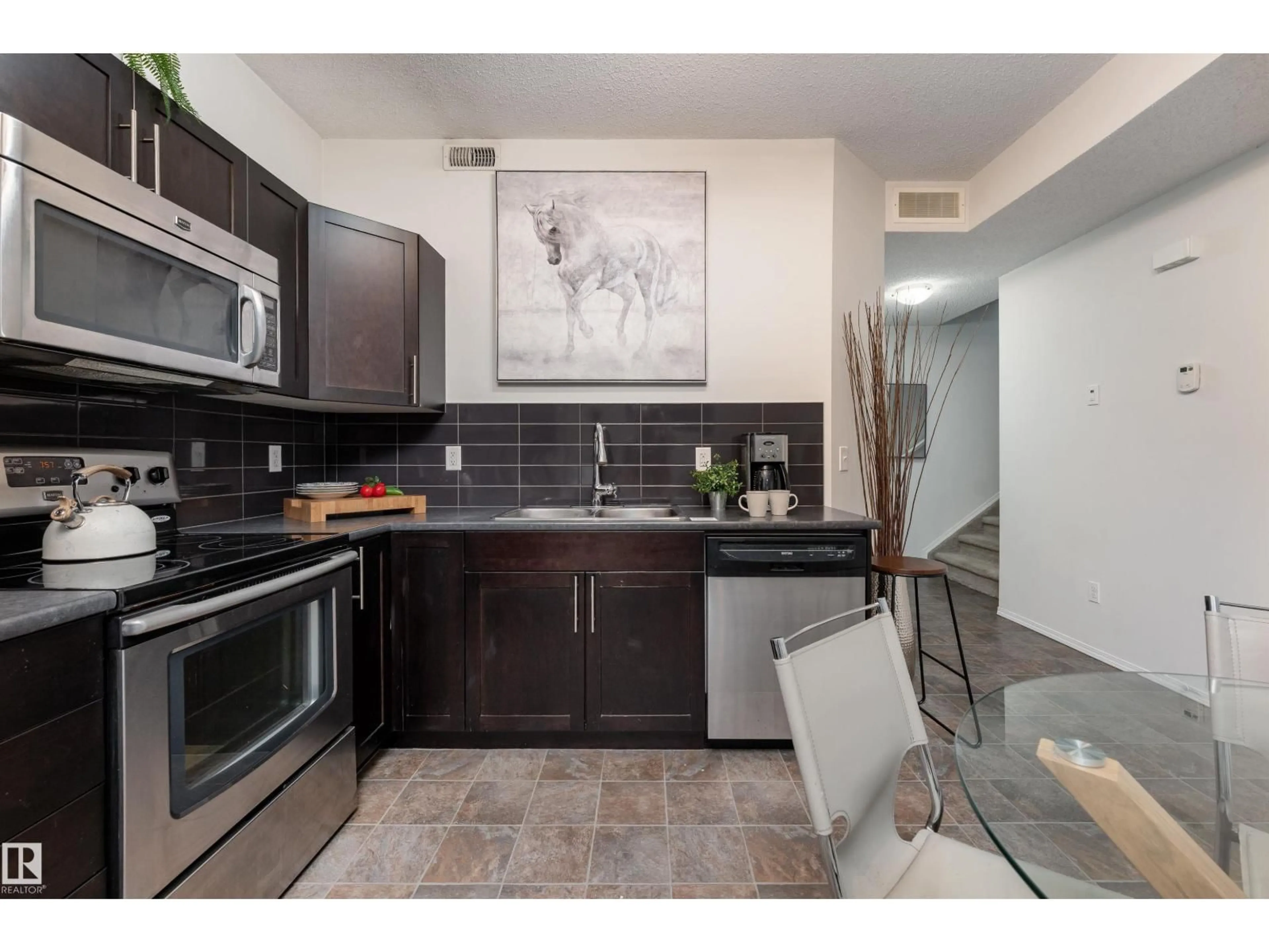 Standard kitchen, ceramic/tile floor for 22 6520 2 AV SW, Edmonton Alberta T6X1S4