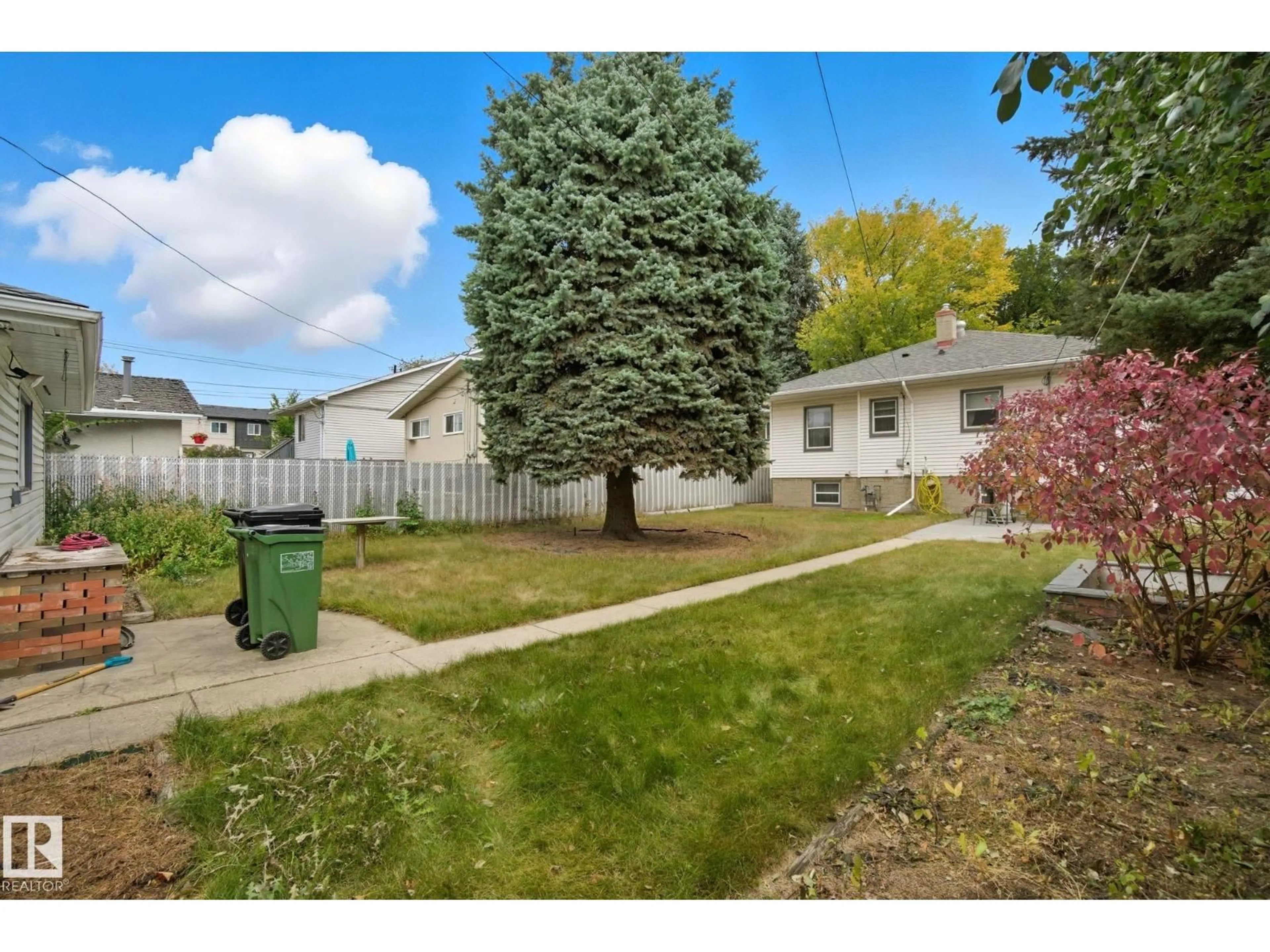 Unknown for NW - 12414 88 ST, Edmonton Alberta T5B3T2