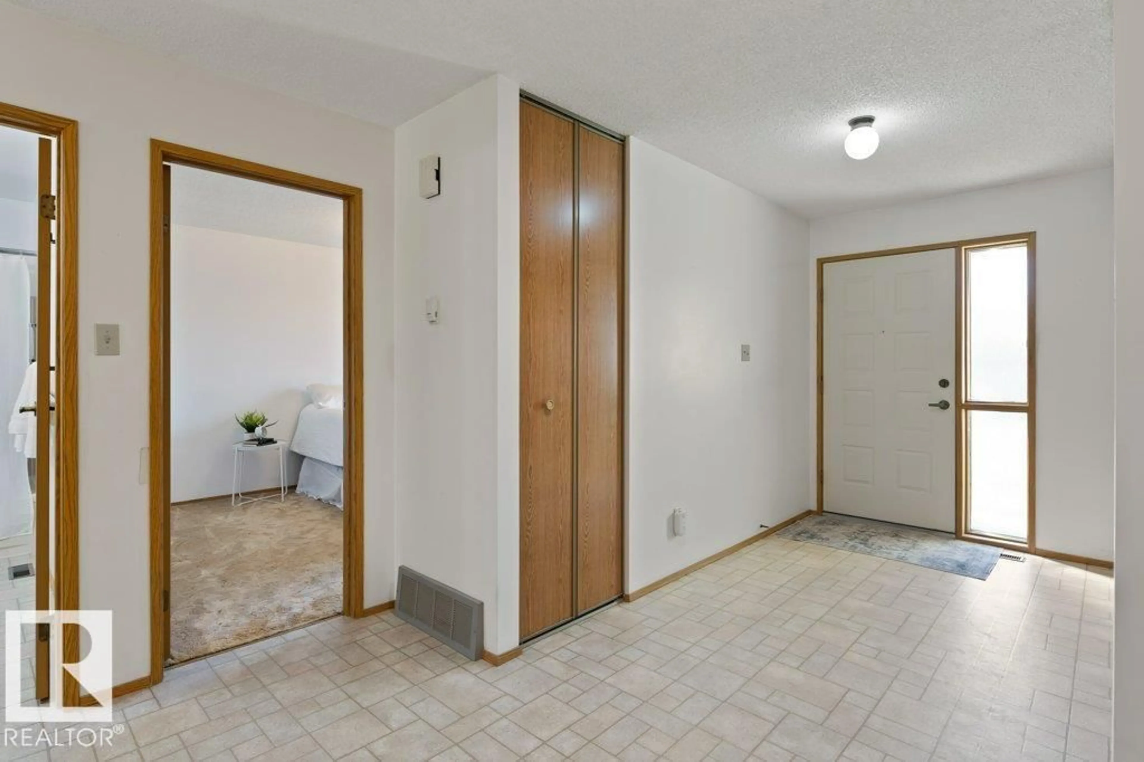 Unknown for NW - 10646 153 AV, Edmonton Alberta T5X5R8