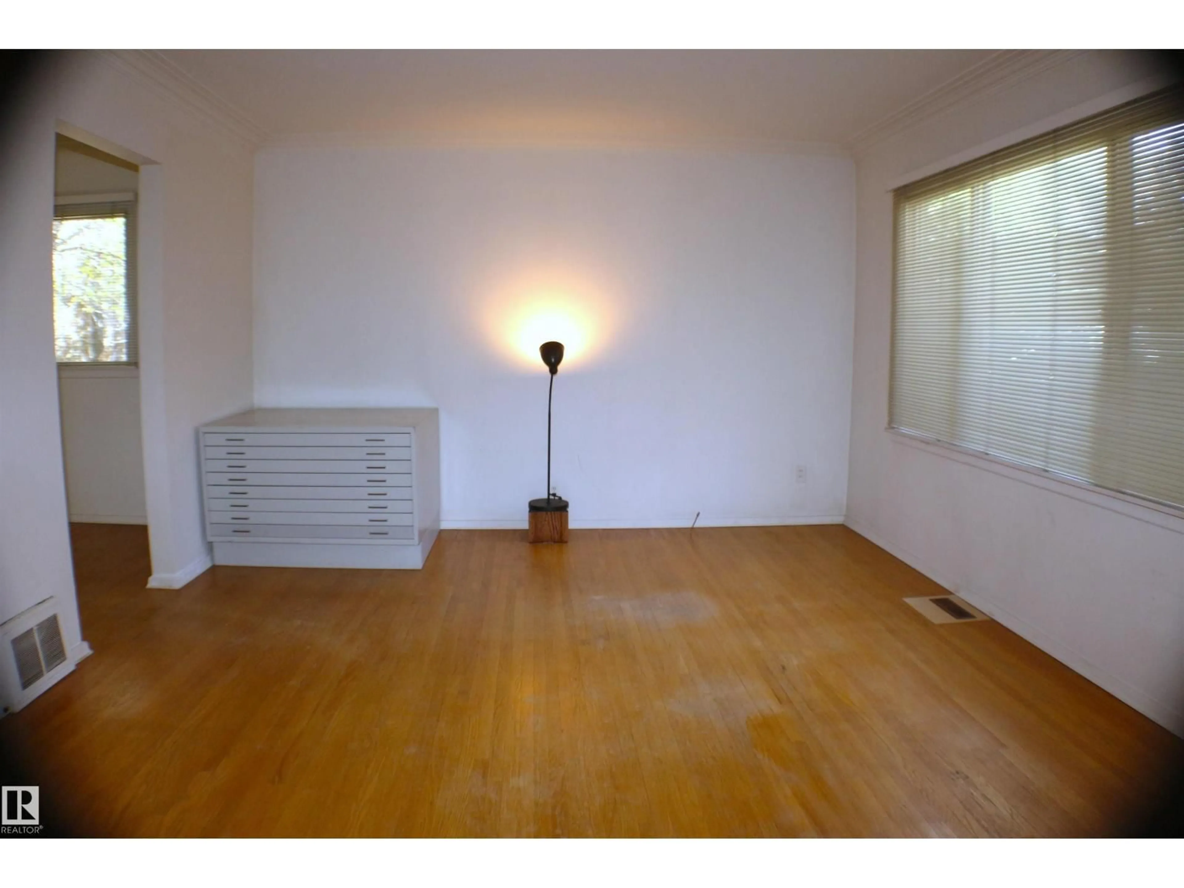 A pic of a room for NW - 13011 109 AV, Edmonton Alberta T5M2G1