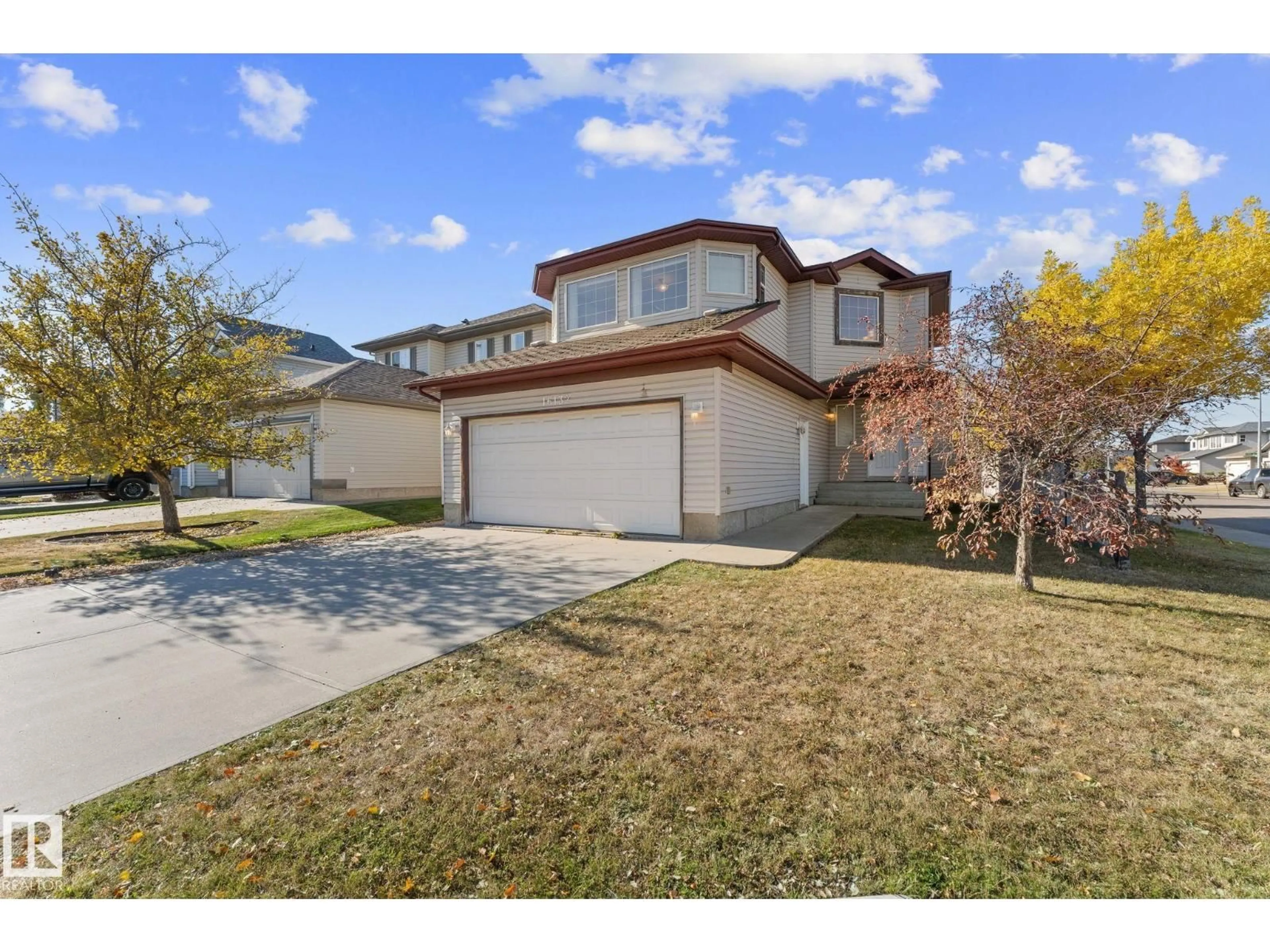 A pic from outside/outdoor area/front of a property/back of a property/a pic from drone, street for NW - 16132 130 ST, Edmonton Alberta T6V1V8