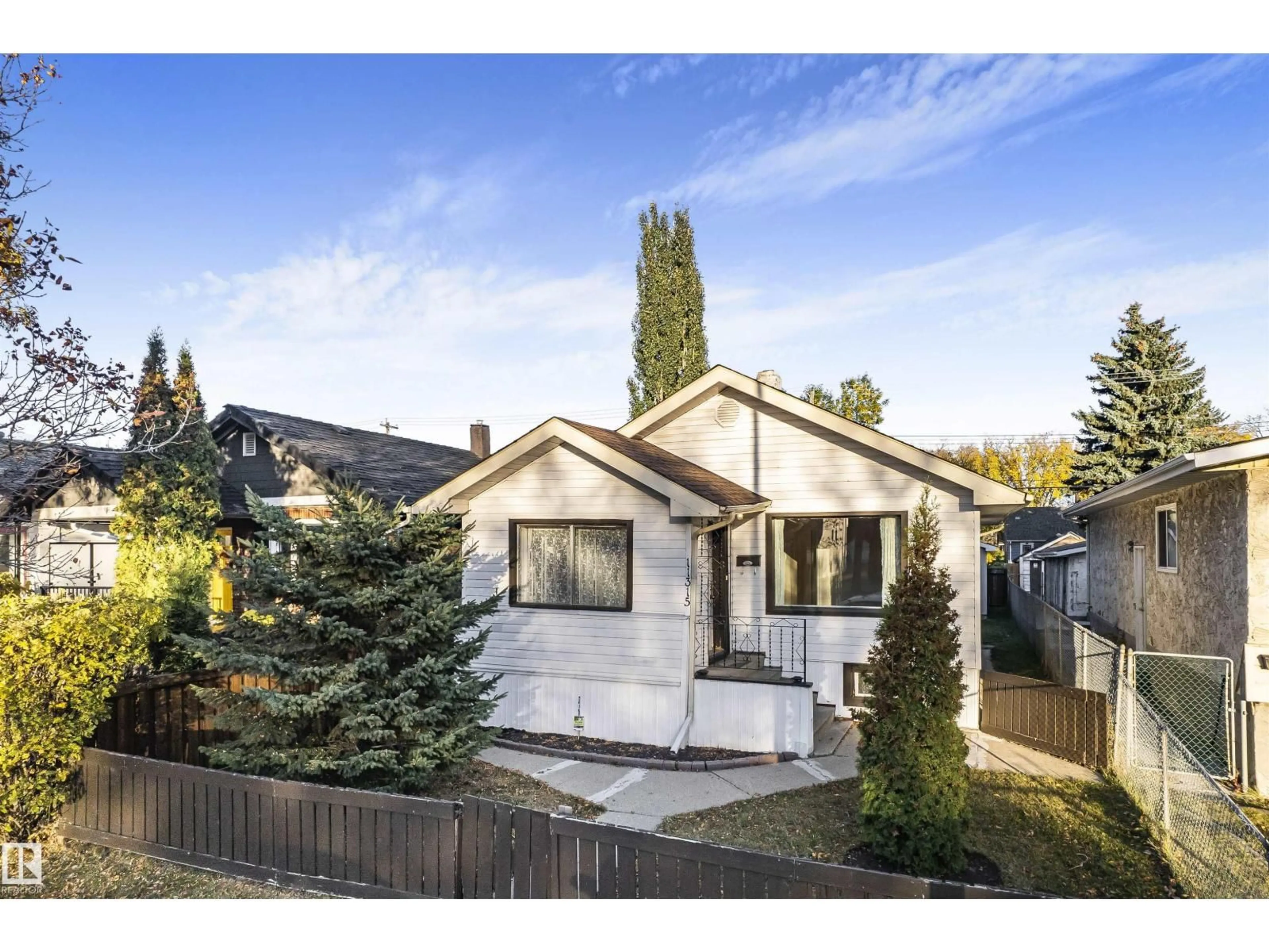 Unknown for 11315 97 ST, Edmonton Alberta T5G1X3