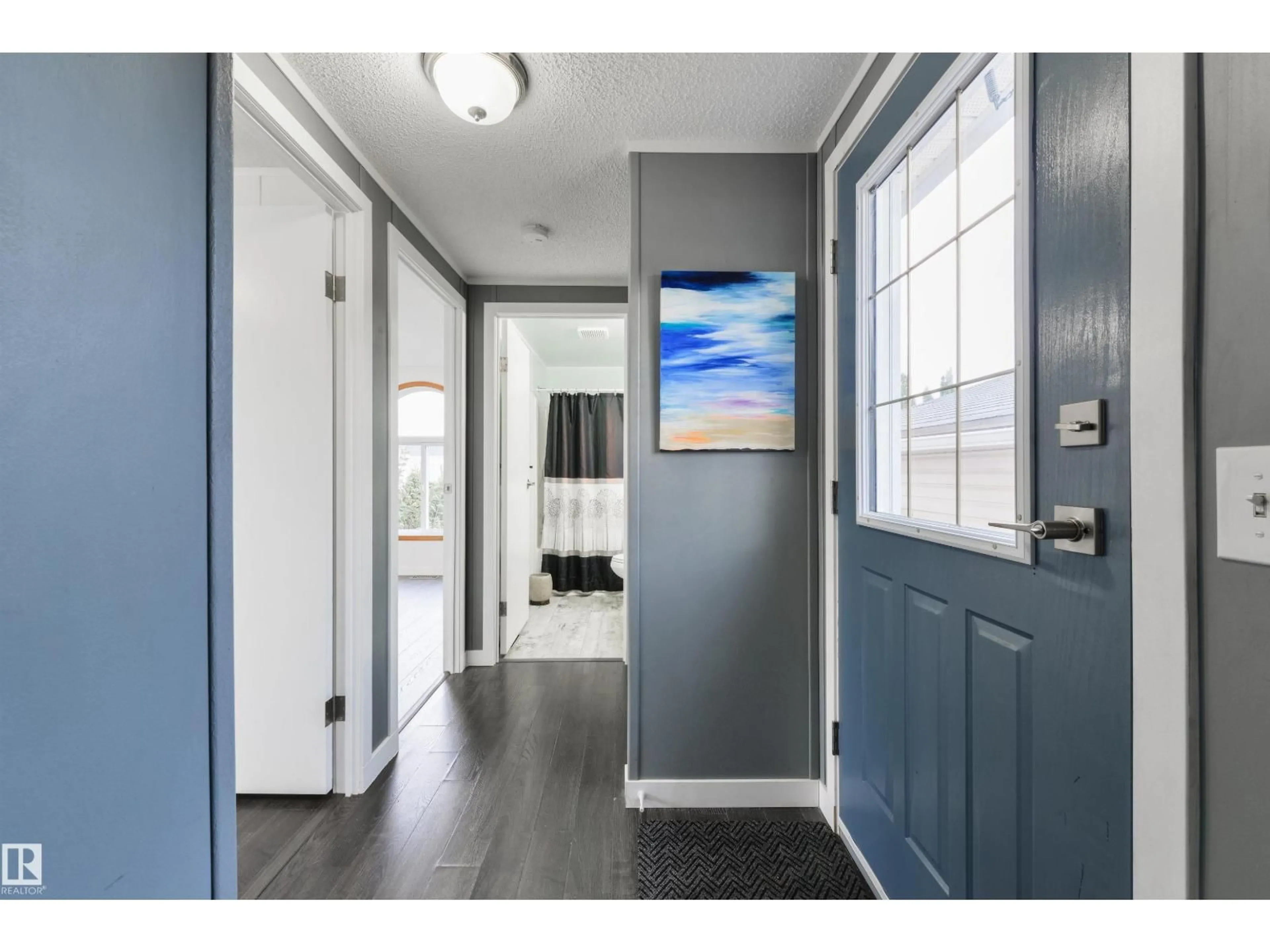 Indoor entryway for 2809 LAKESIDE CRES, Edmonton Alberta T5S1T7